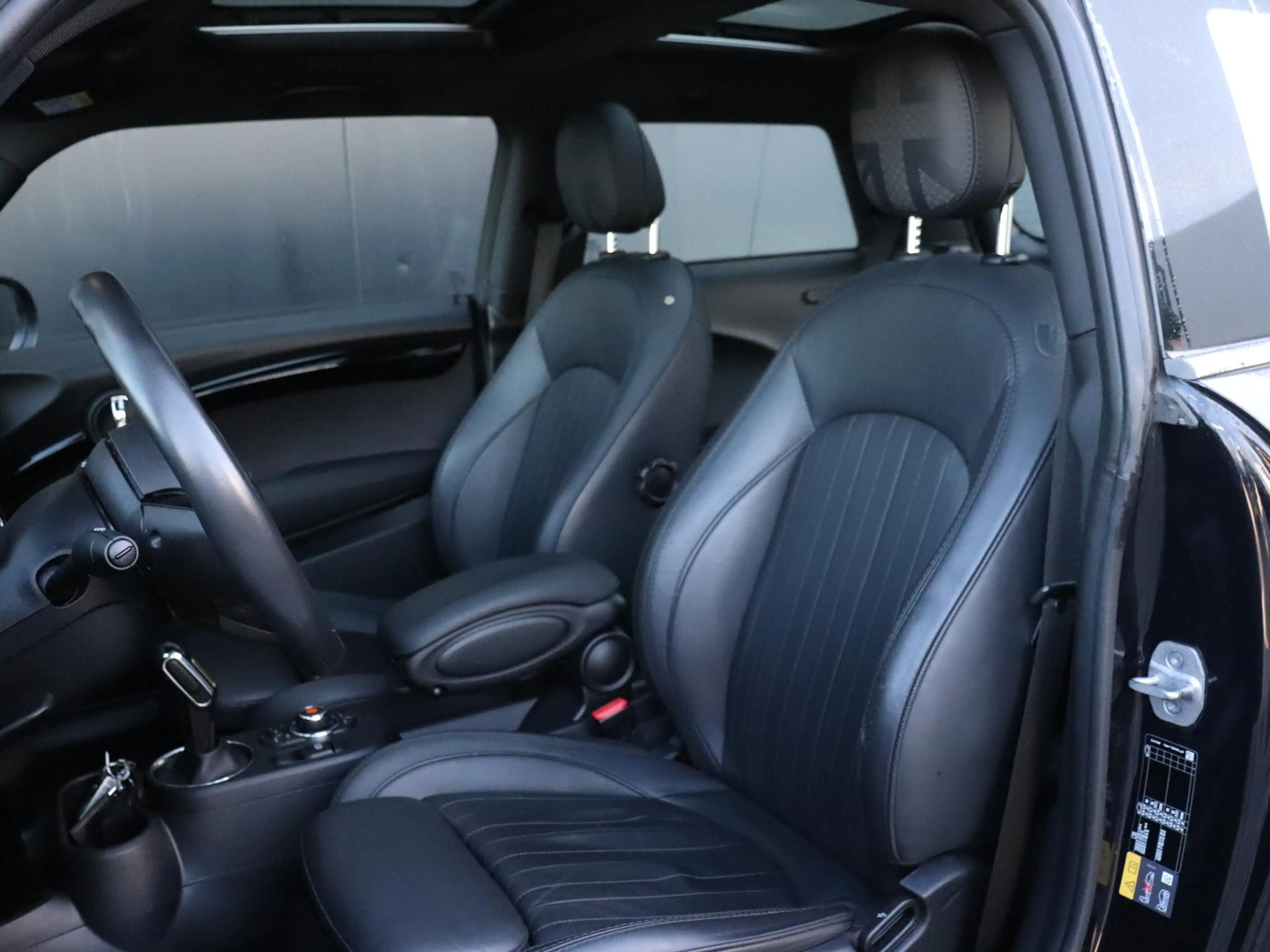 MINI Cooper S Electric 33 kWh | LEDER | PANO-DAK | CAMERA | H&K — photo 11