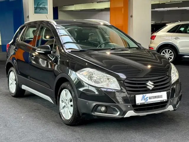 Suzuki SX4 S-Cross 4x4*AUTOM.*SITZH.*PDC*KLIMAA.*ALU*
