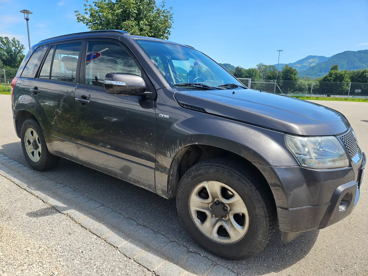 Suzuki Grand Vitara 1,9DDIS EURO5 KLIMA AHK 4X4 TOP!!! Gri - 1