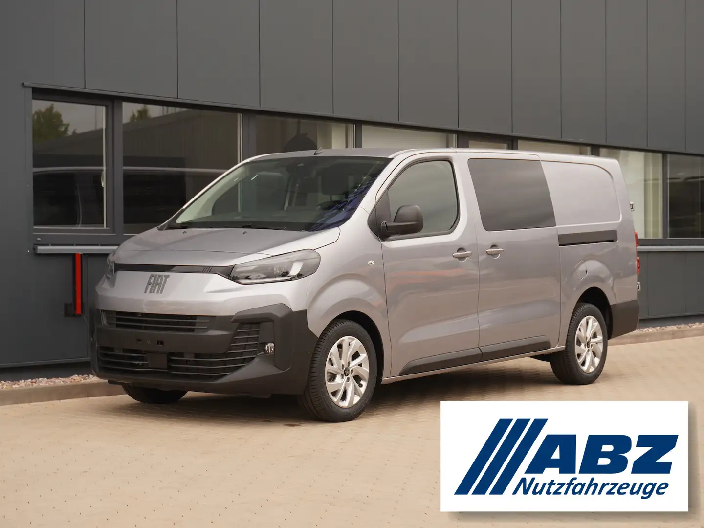 Fiat Scudo MultiCab L3 145 / 5-Sitzer + Winterpaket Plateado - 1