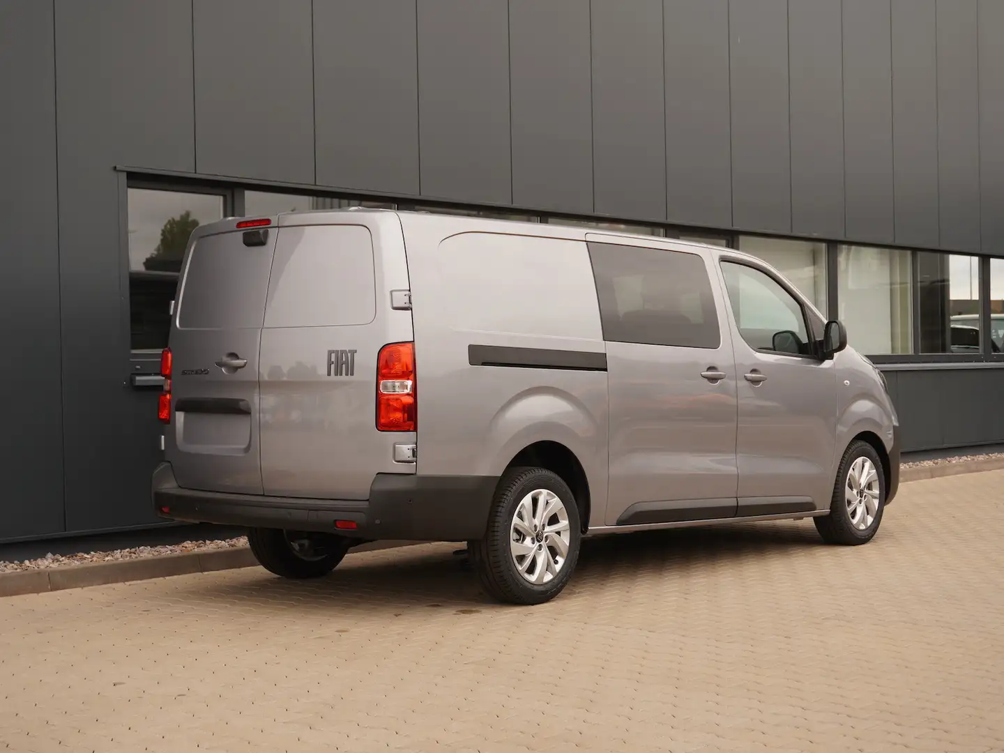 Fiat Scudo MultiCab L3 145 / 5-Sitzer + Winterpaket Plateado - 2