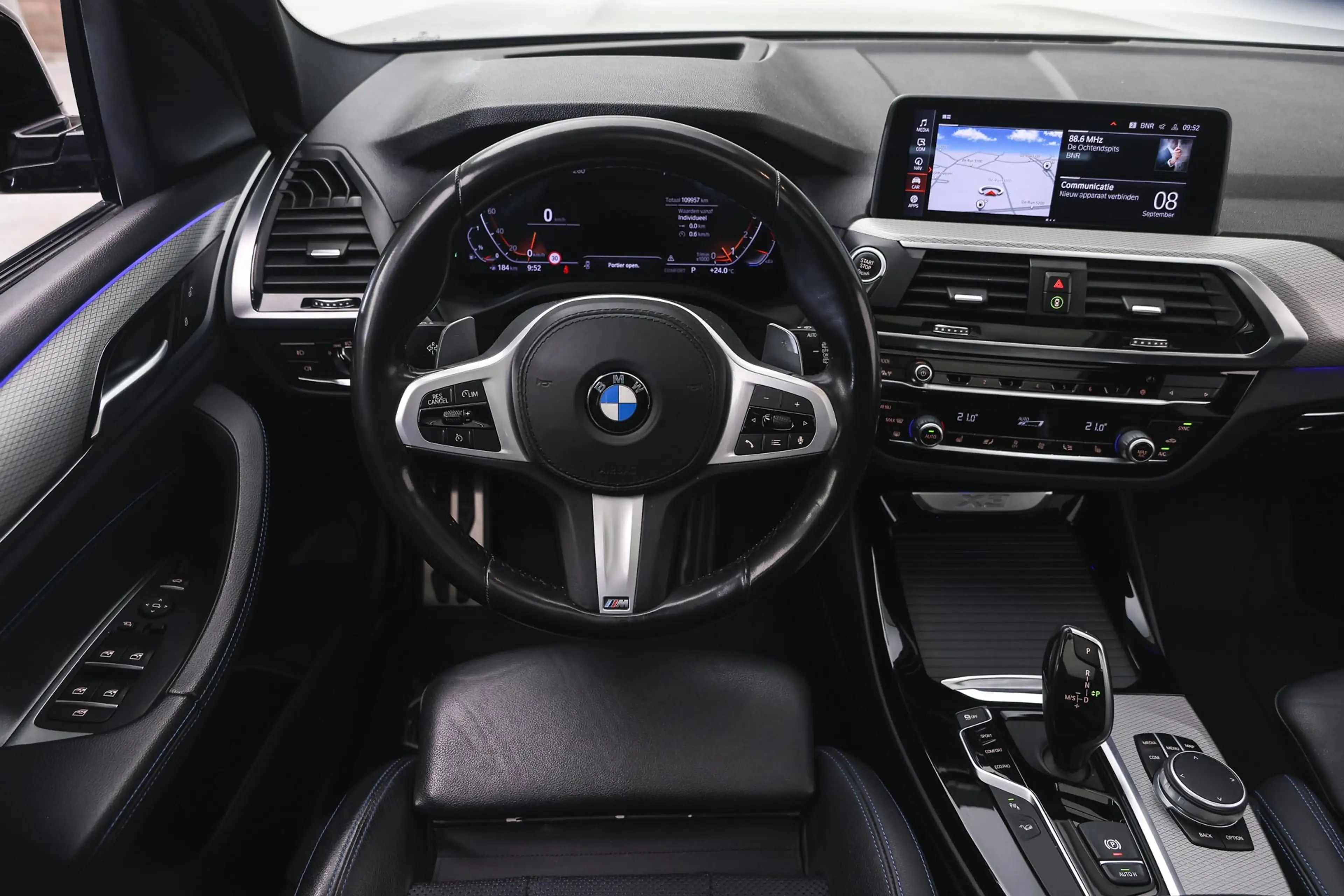 BMW X3 xDrive20i M Sport Automaat / Panoramadak / Sportst — photo 3