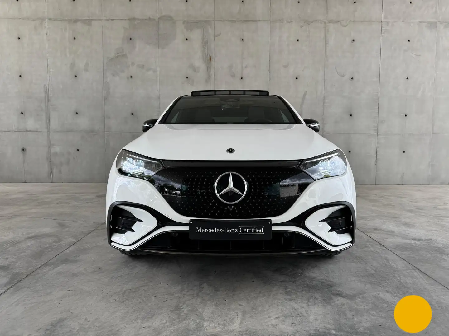 Mercedes-Benz EQE SUV 300 AMG Line + PANORAMISCH DAK + NIGHTPAKKET + SUR Wit - 2