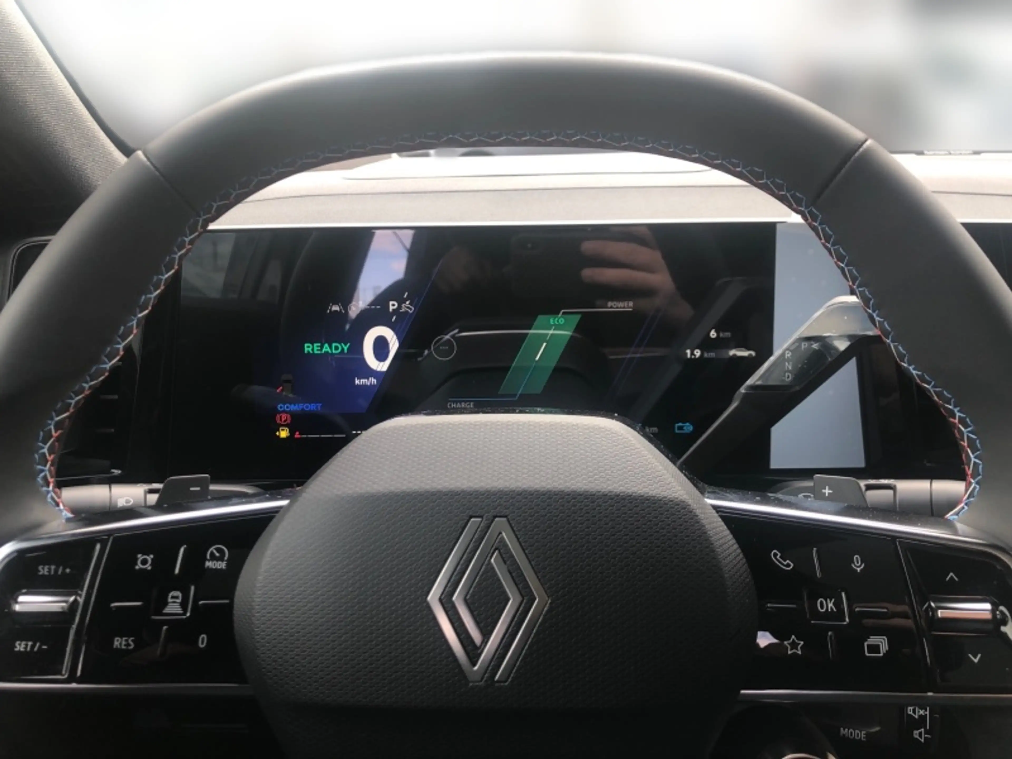 Renault Rafale RAFALE Atelier Alpine Hyper Hybrid E-Tech 4x4 300 Plug-in — photo 8