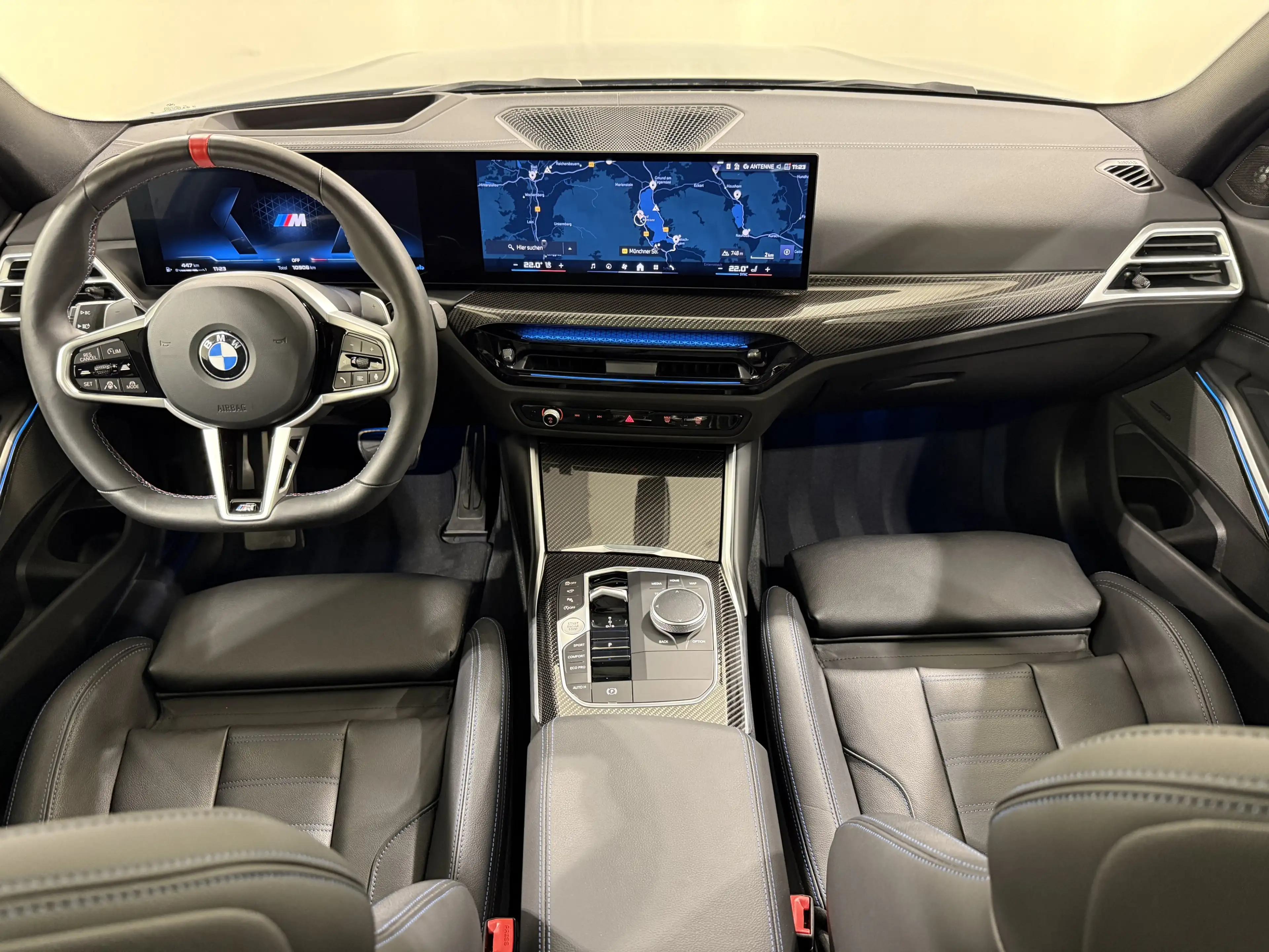 BMW 340 M340i xDrive Limousine Pro AHK M-Sitze ACC 360 — photo 11