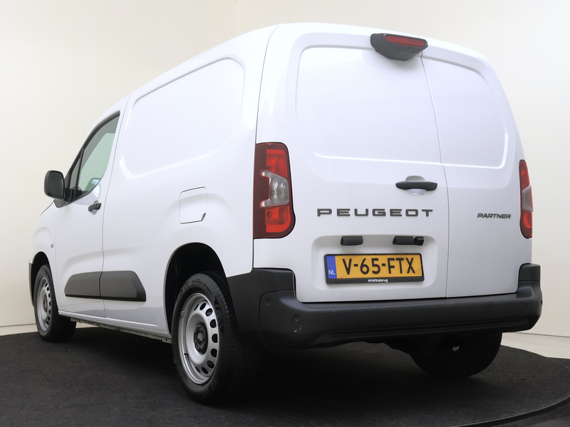 Peugeot Partner 1.5 BlueHDi 130 EAT8 S&S L1 — photo 4