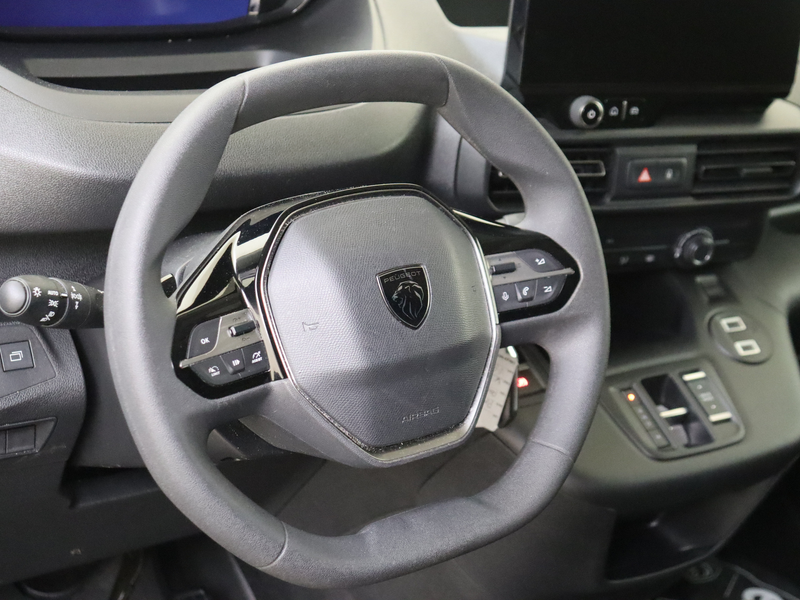 Peugeot Partner 1.5 BlueHDi 130 EAT8 S&S L1 — photo 6