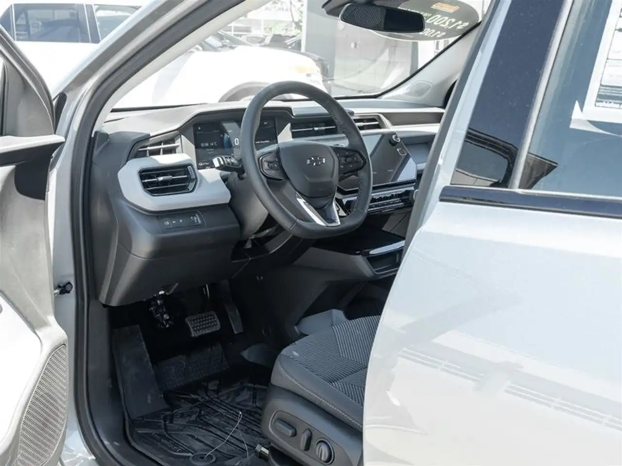 Chevrolet Bolt снимка Chevrolet Bolt