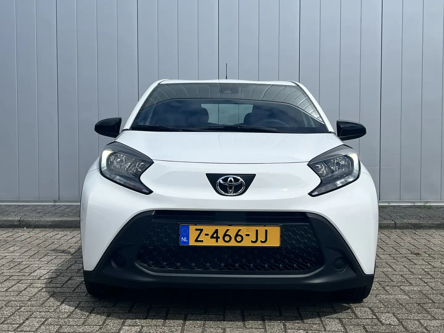 Toyota Aygo X 1.0 VVT-i MT Play NL Auto Carplay Camera Cruise Gr Wit - 2