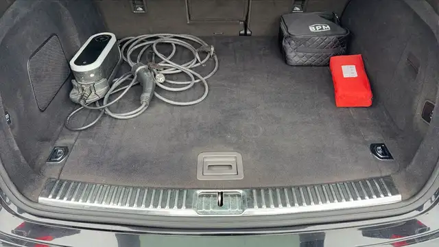 Porsche Cayenne view 14