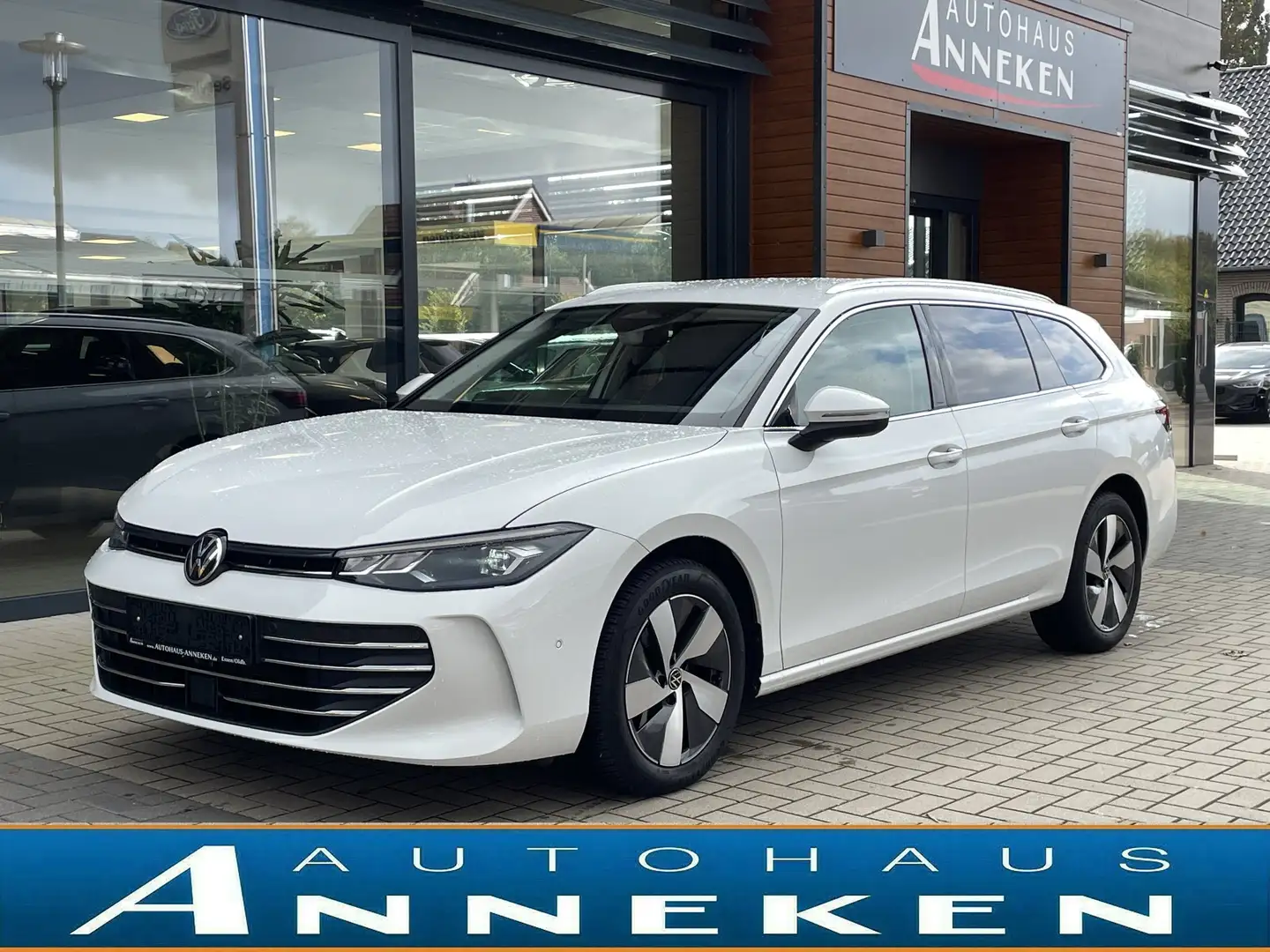 Volkswagen Passat Variant 1.5 eTSI Business*Privacy*ACC* Weiß - 1