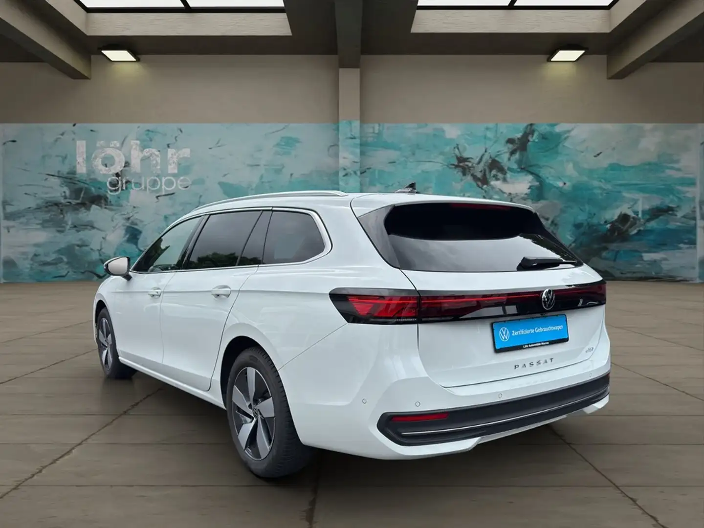 Volkswagen Passat Variant 1.5 eTSI Business *AHK*360°KAMERA*LED*NAVI* Weiß - 2