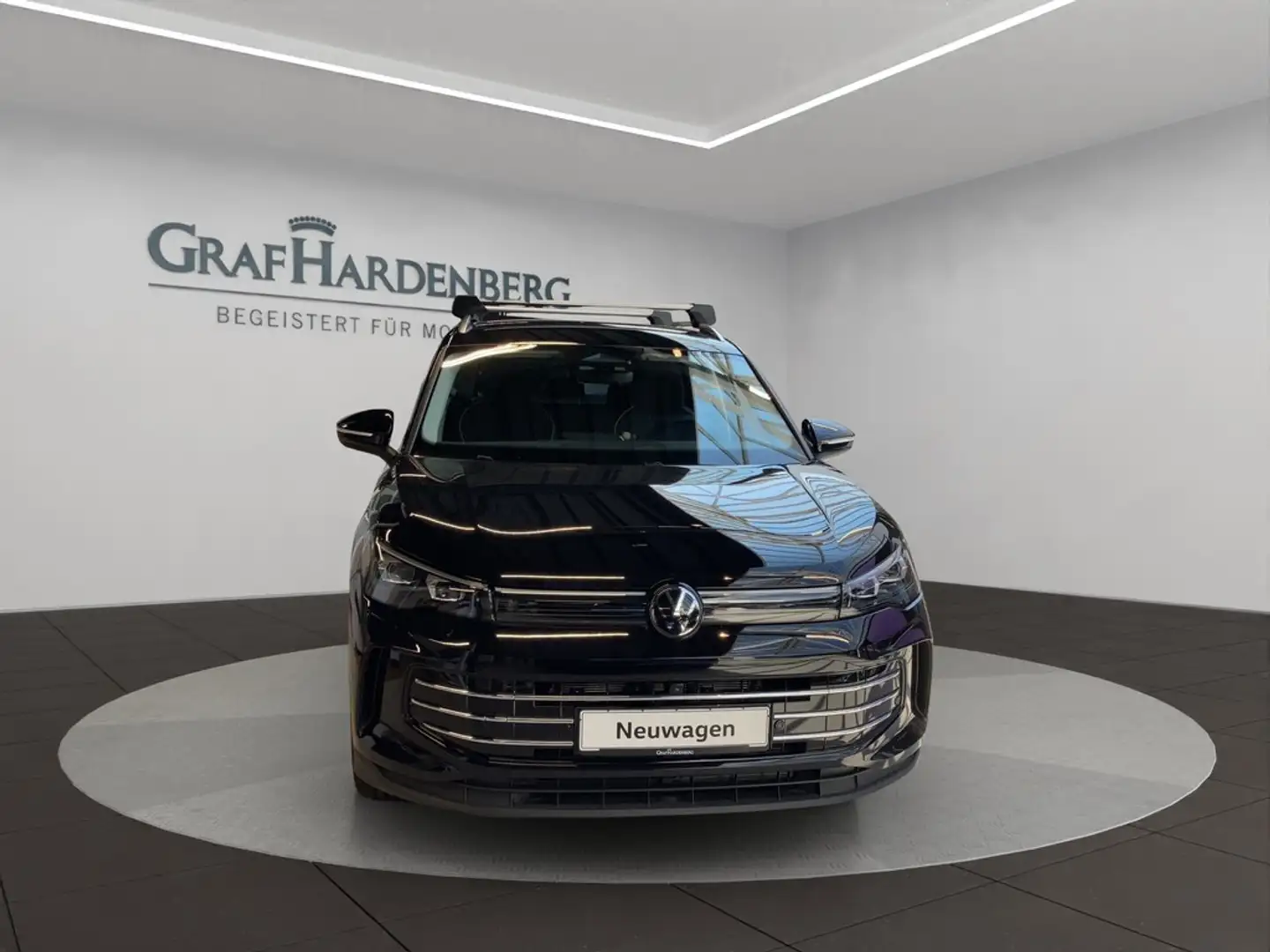 Volkswagen Tiguan Elegance 1.5 eTSI DSG Schwarz - 2