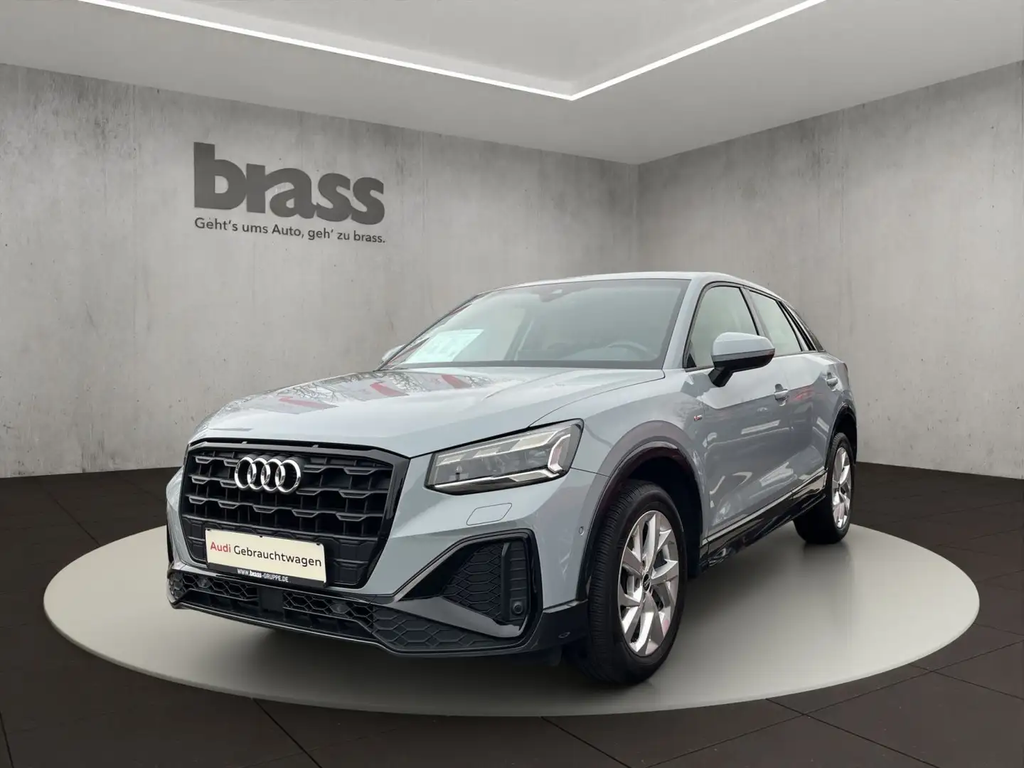Audi Q2 S line 35 TFSI S tronic Grau - 1