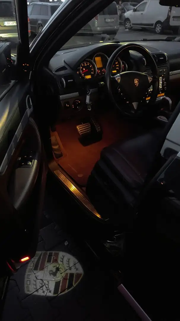 Porsche Cayenne S Tiptronic Schwarz - 2
