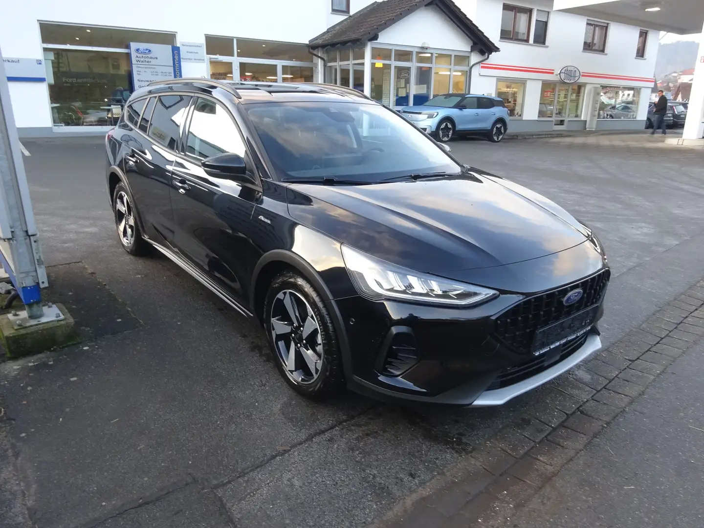 Ford Focus Active X LED Navi Kamera ACC AHK Black - 2