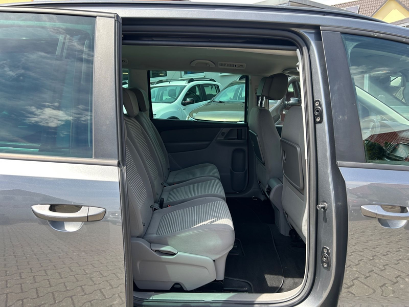 SEAT Alhambra 2.0 TDI Style Viva ( TURBOSCHADEN ) — photo 11