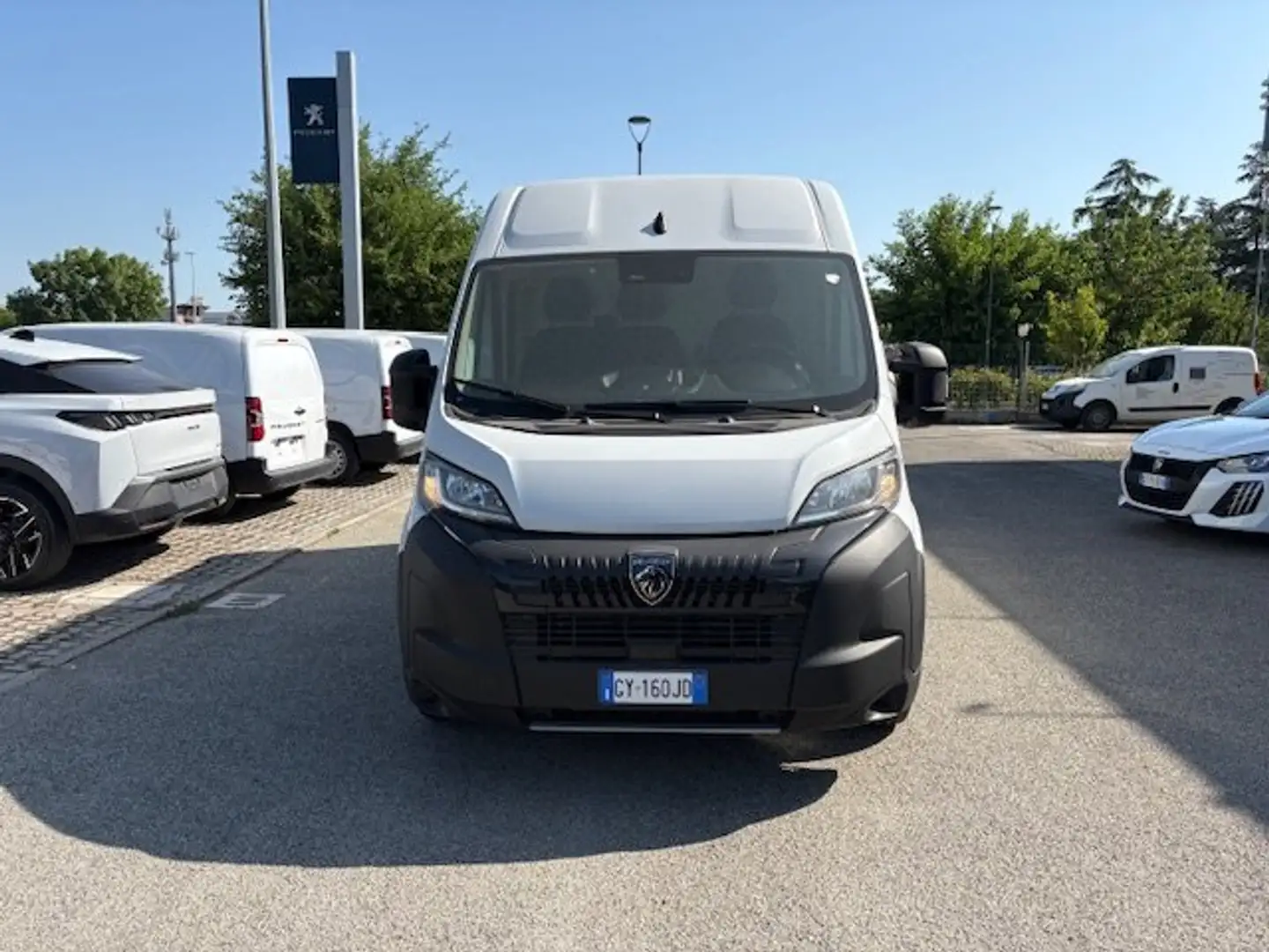 Peugeot Boxer 335 L2H2 140cv Bianco - 2