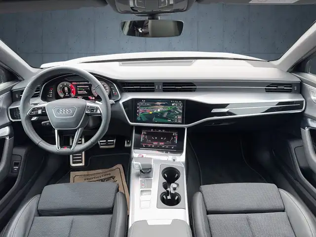 Audi S6 view 11