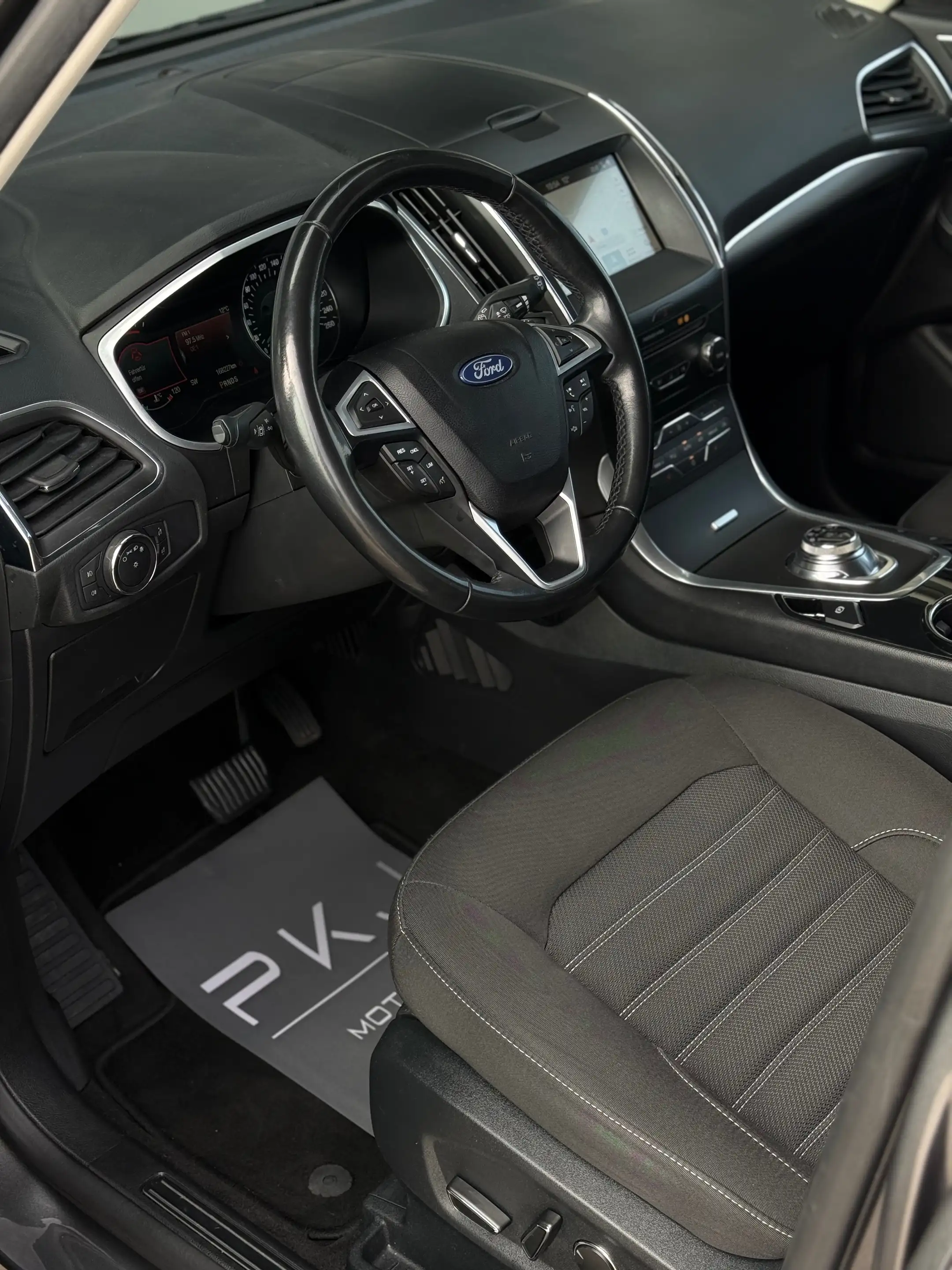 Ford Galaxy Galaxy 2,0 EcoBlue SCR Titanium Aut. 7-SITZER — photo 7