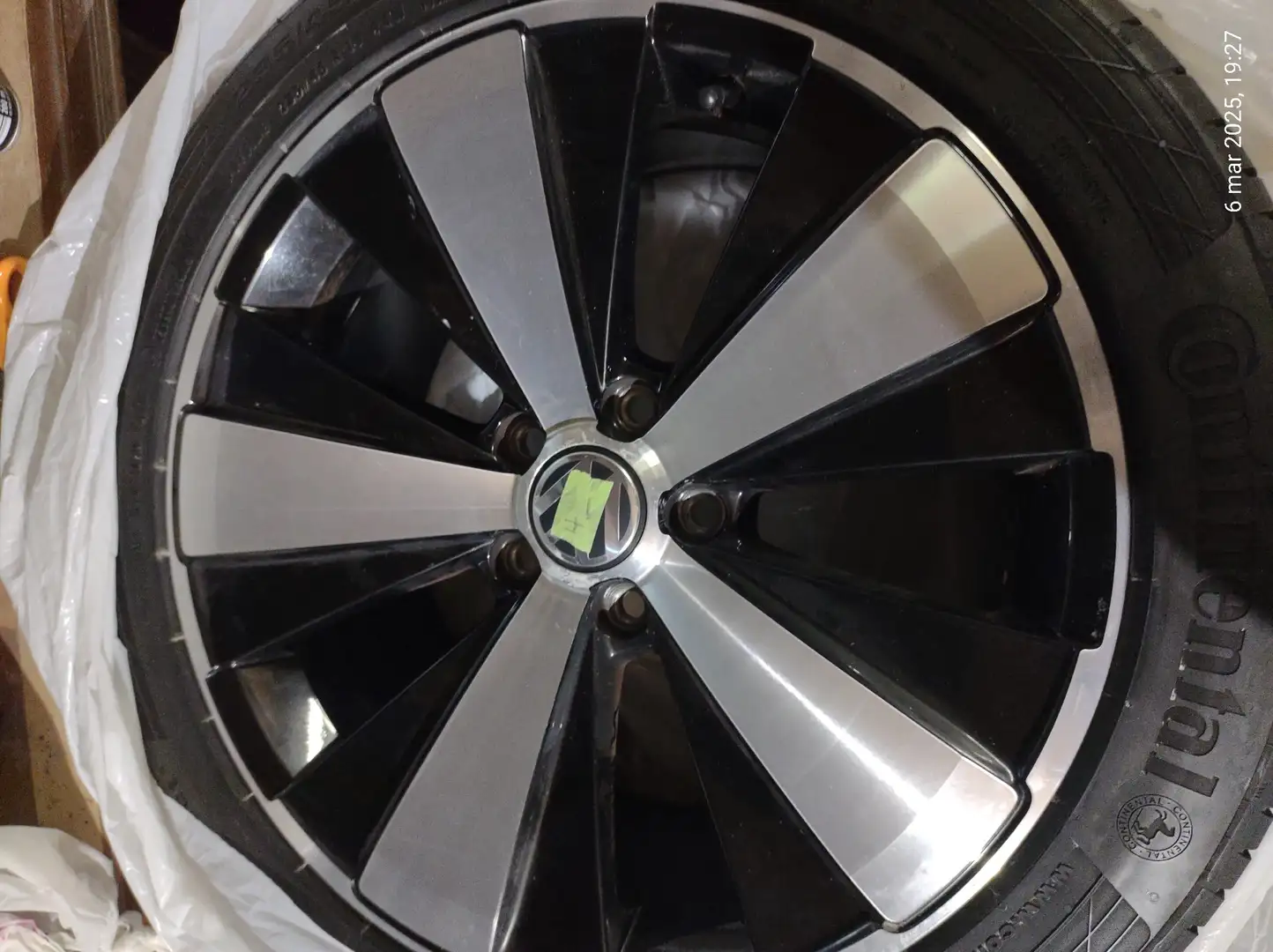 Volkswagen Maggiolino 2.0 tdi Sport 140cv dsg - 1