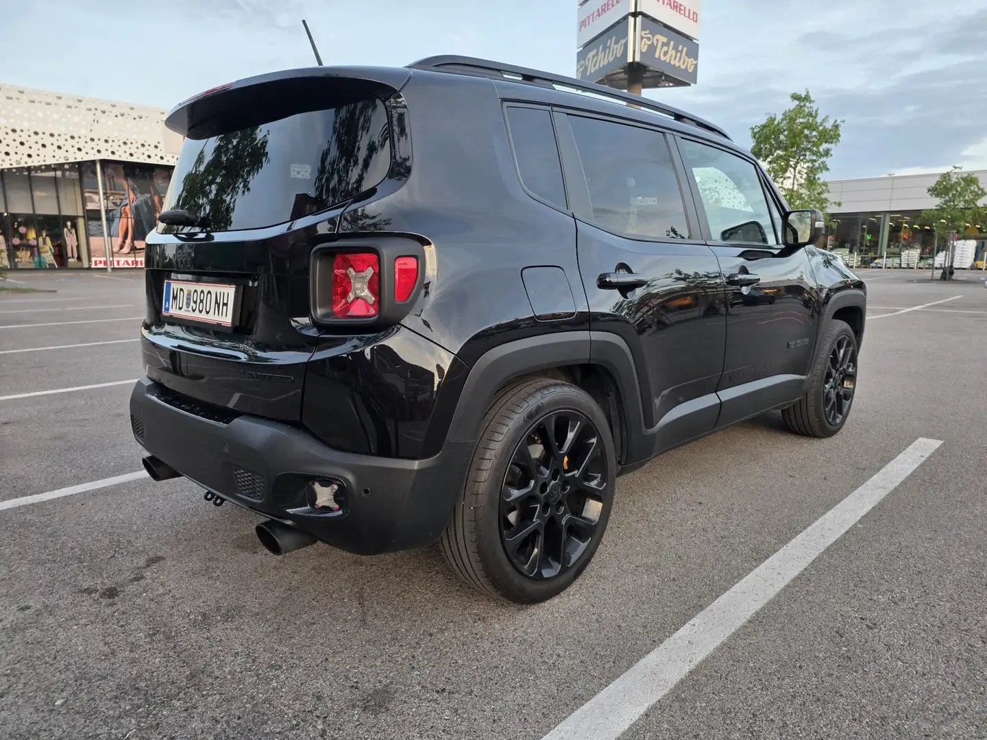 Jeep Renegade 1.4 MultiAir Limited Schwarz - 1