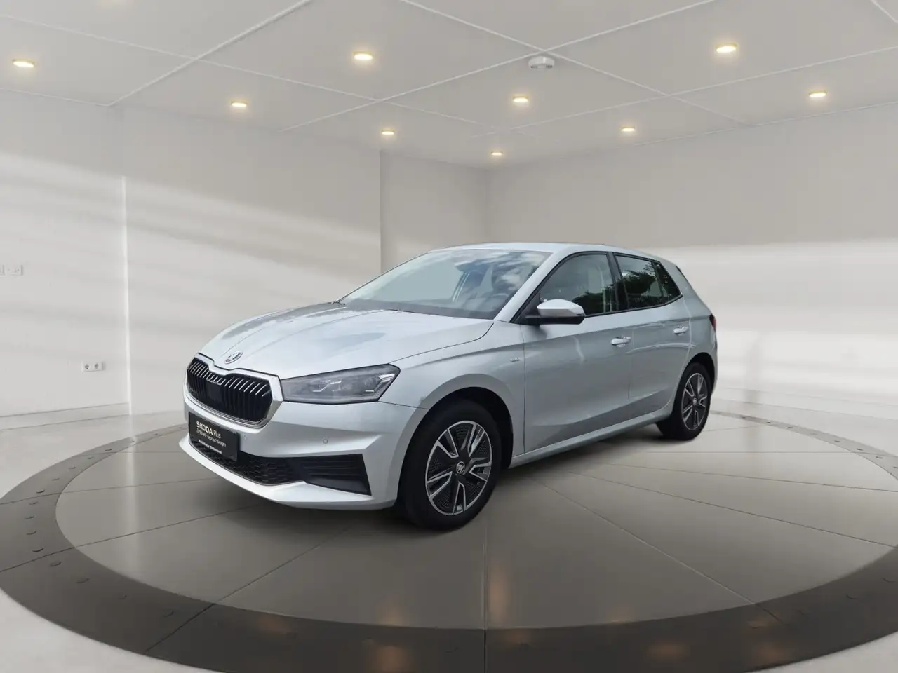 Skoda Fabia Tour 81kw TSI *Frontscheibe heizbar*SHZ*Einparkhil, миниатюра 2