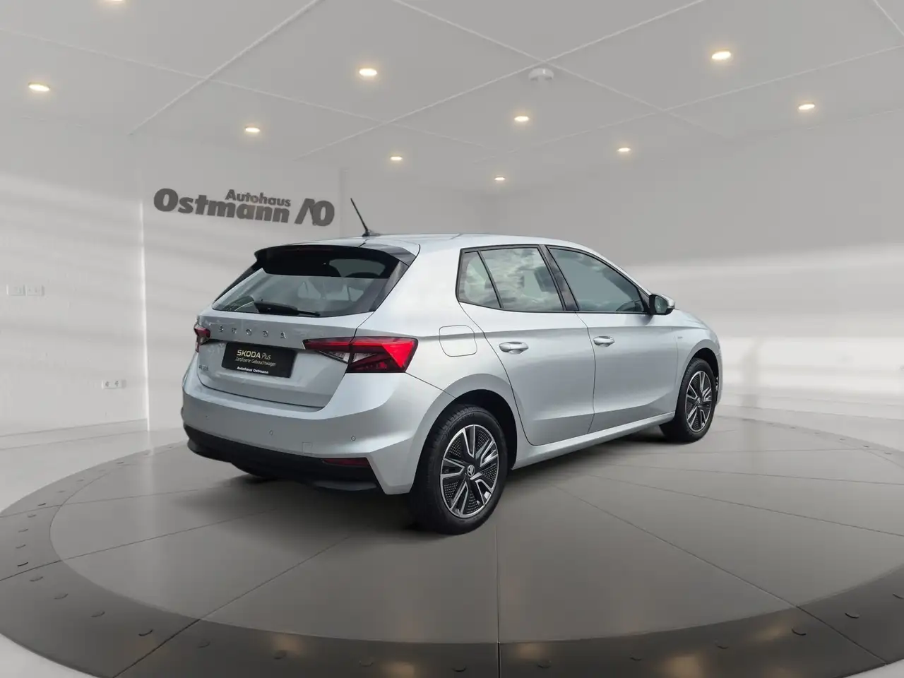 Skoda Fabia Tour 81kw TSI *Frontscheibe heizbar*SHZ*Einparkhil, миниатюра 5