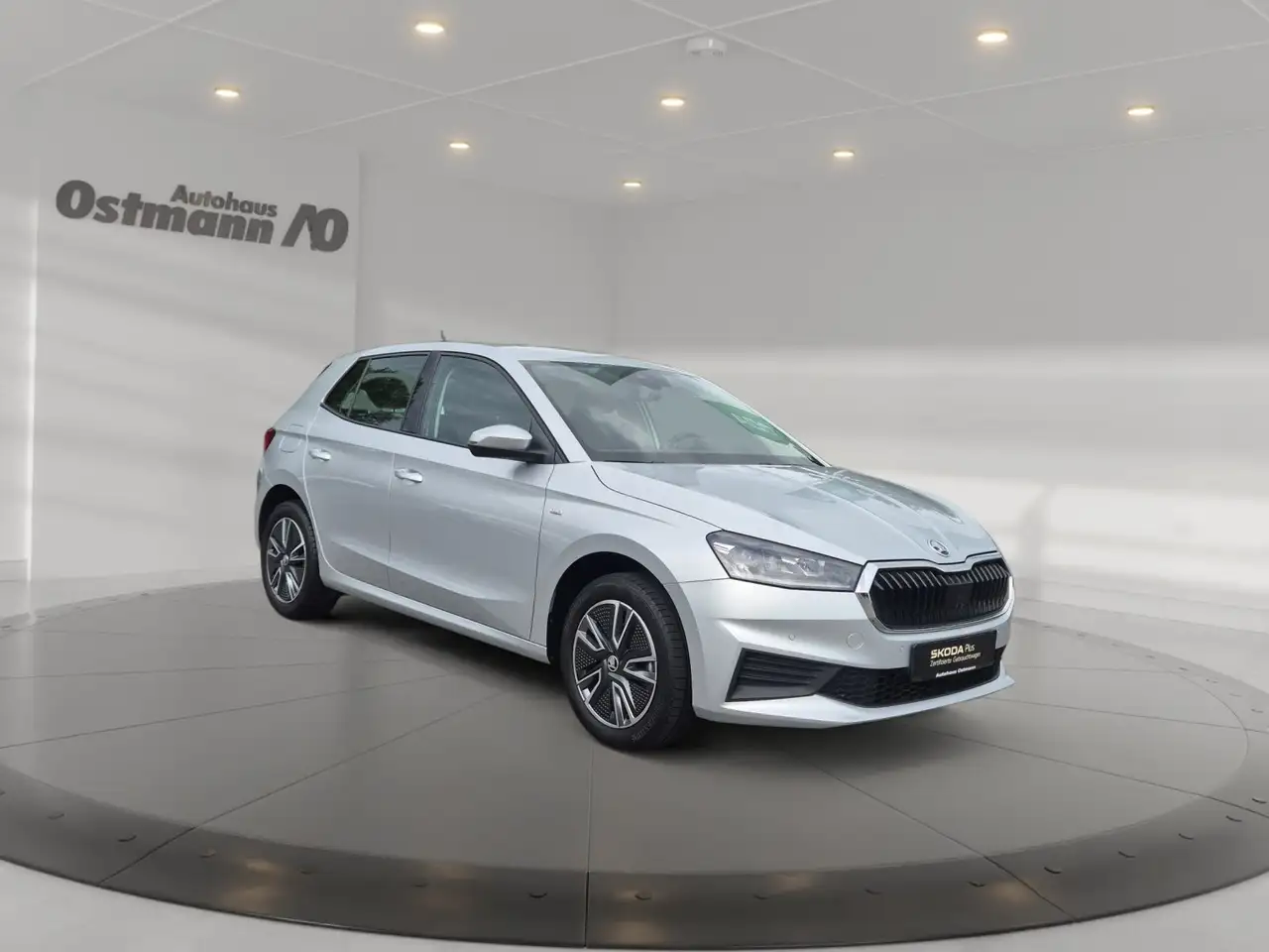 Skoda Fabia Tour 81kw TSI *Frontscheibe heizbar*SHZ*Einparkhil, миниатюра 6