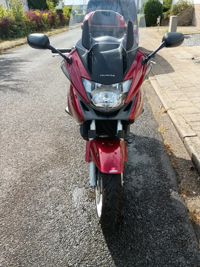 Honda NT 700 Rojo - 1
