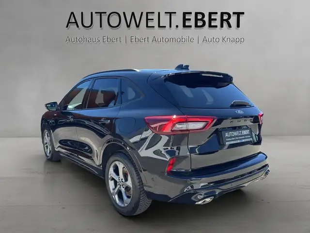 Ford Kuga view 3