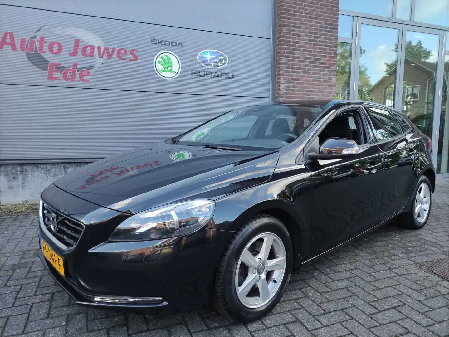 Volvo V40 1.6 T2 Kinetic Voorruitverwarming - Stoelverwarmin Noir - 1
