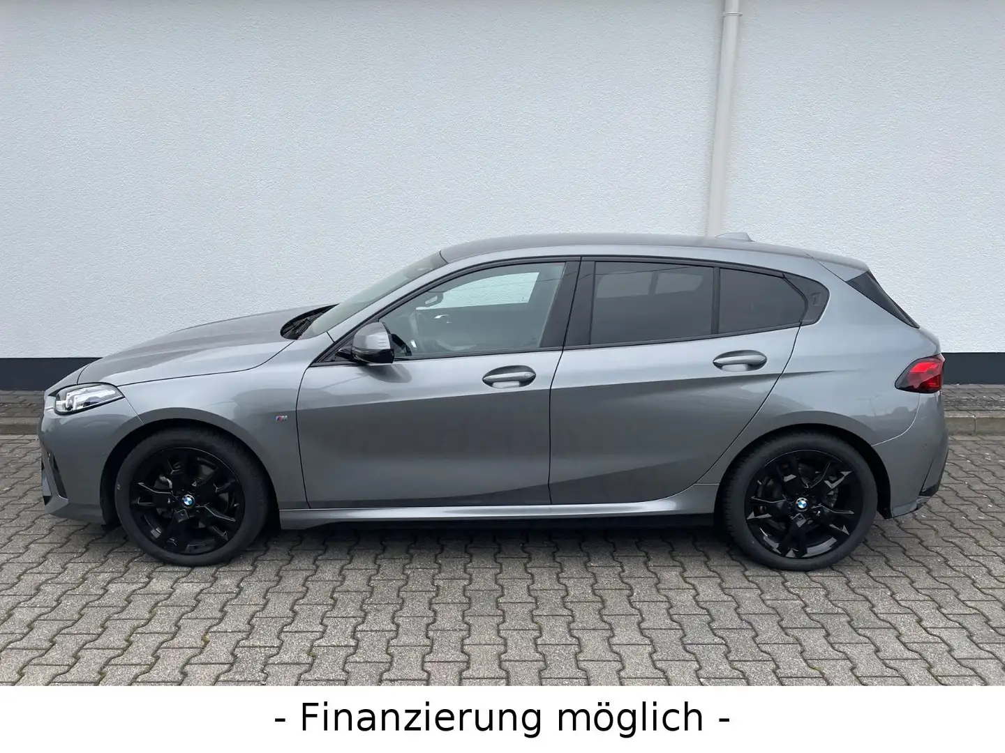 BMW 118 d M Sport / Navi / AHK abnehmbar Grau - 2