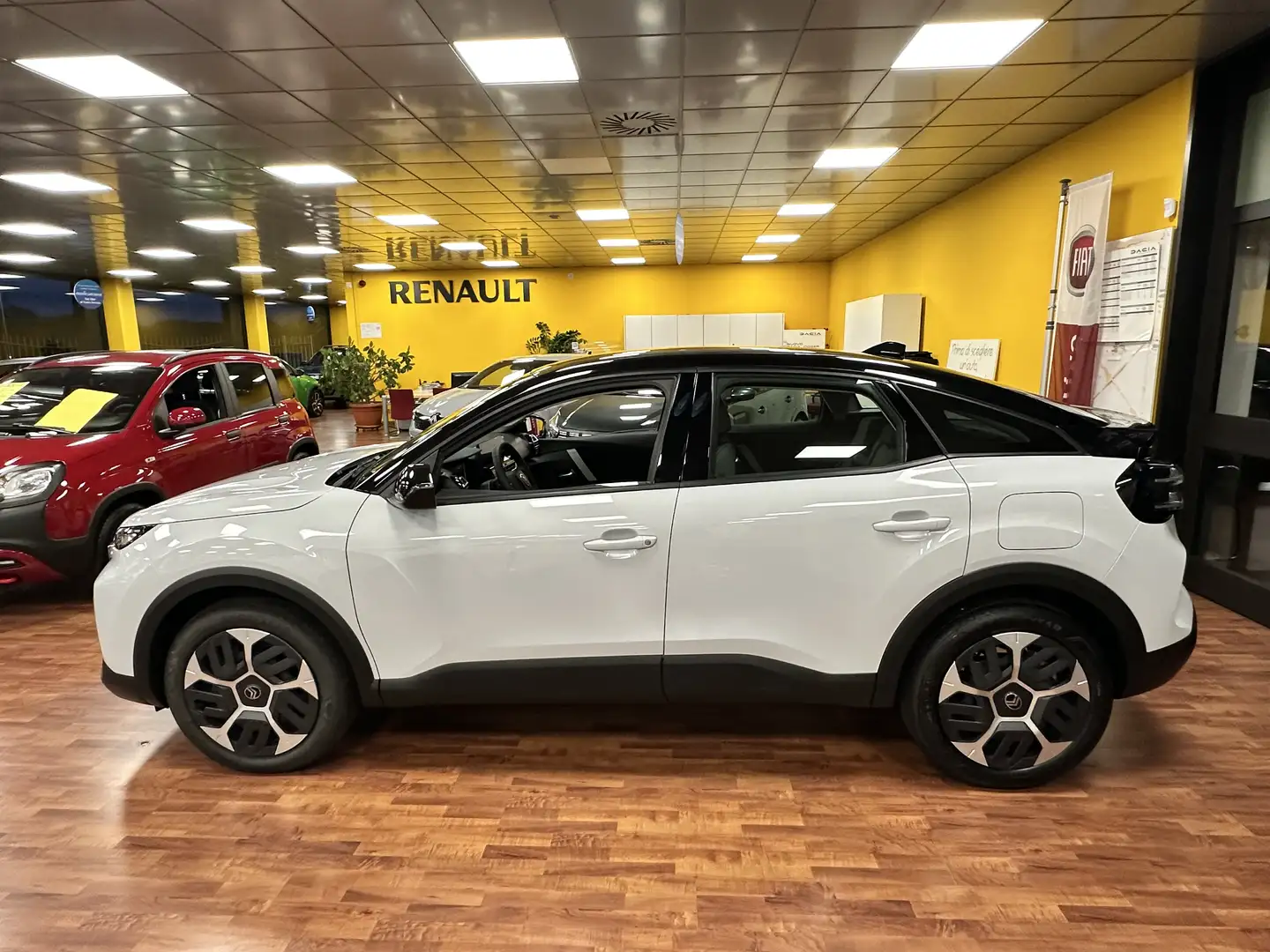 Citroen C4 C4 1.2 puretech Plus KM ZERO CAMBIO AUTOMATICO Gris - 2