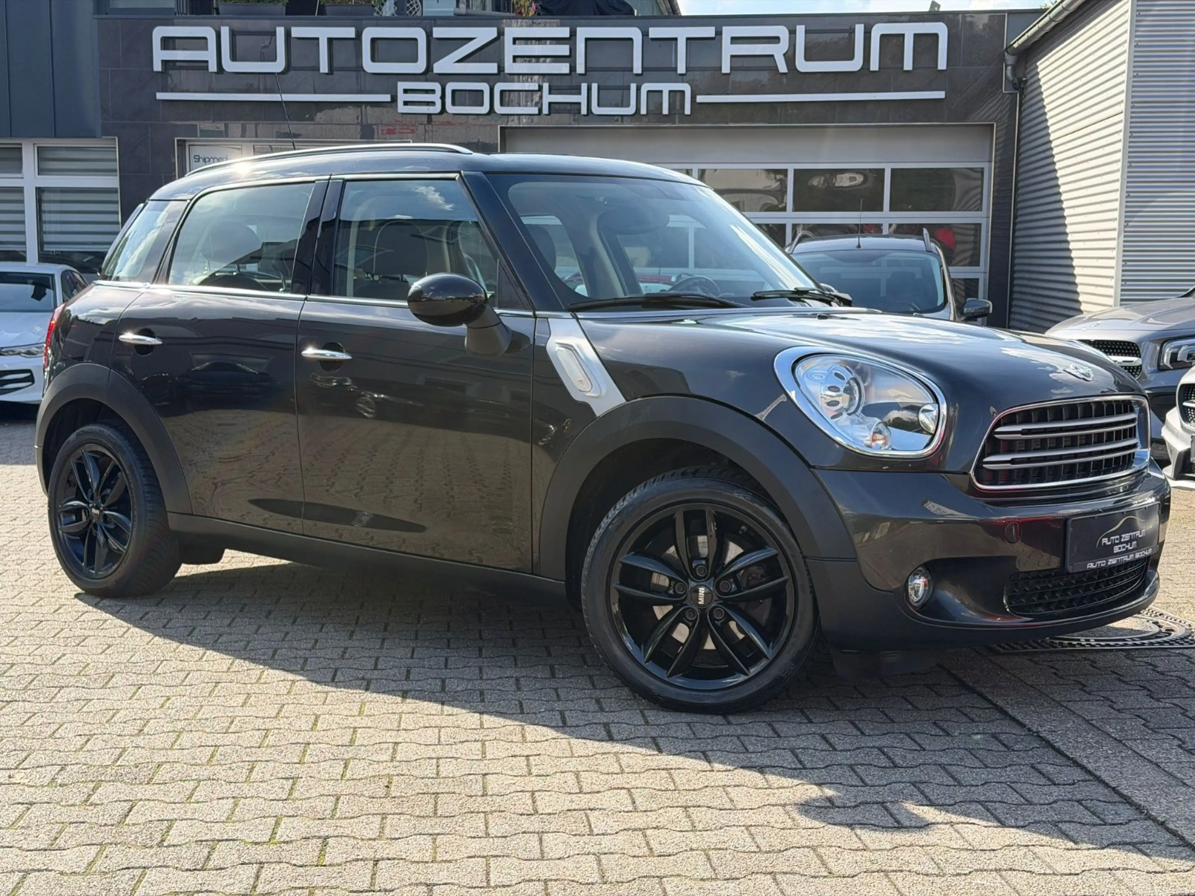 MINI Cooper D Countryman Cooper D Countryman Pano Leder Navi Automatik