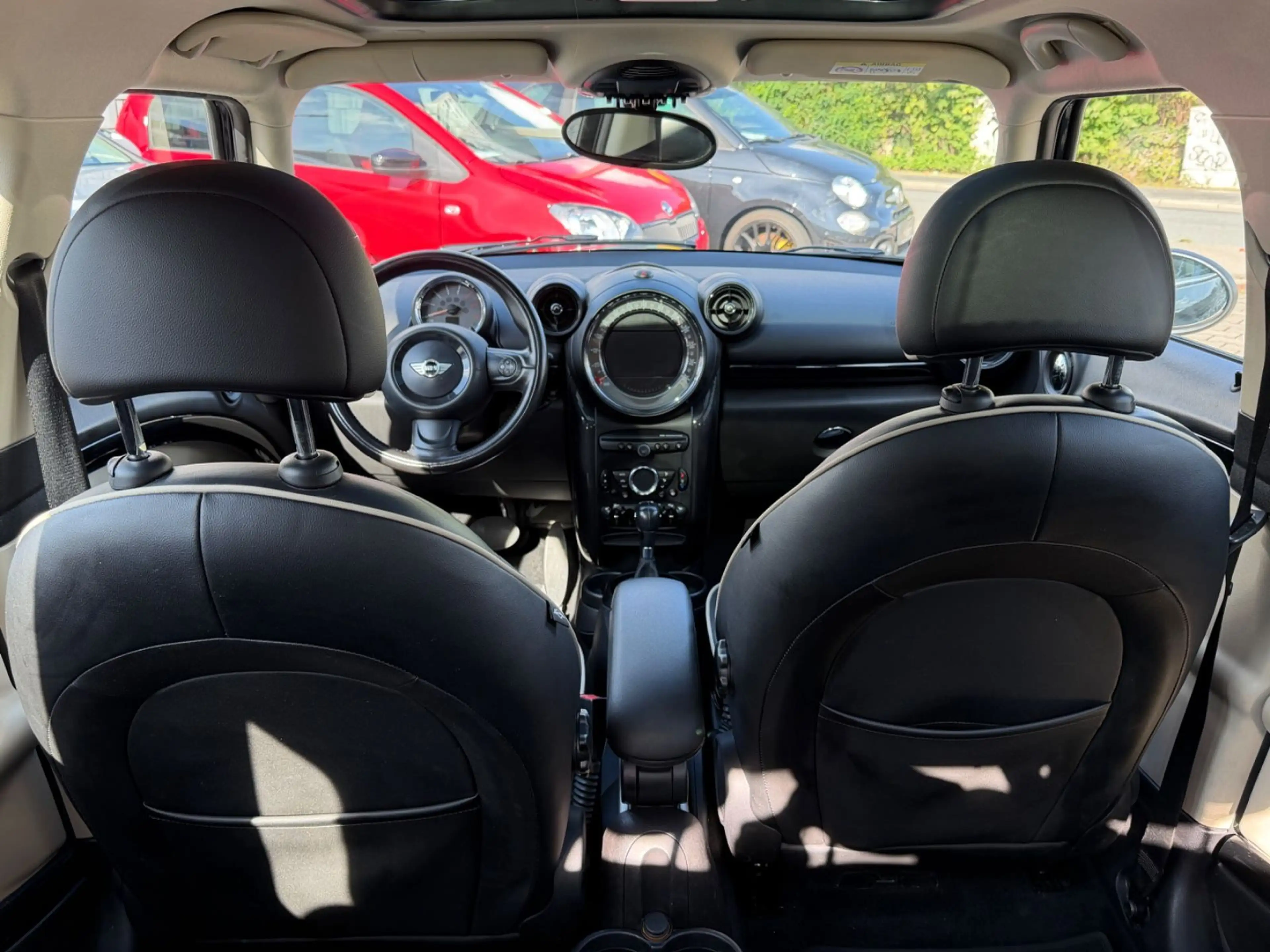 MINI Cooper D Countryman Cooper D Countryman Pano Leder Navi Automatik — photo 9