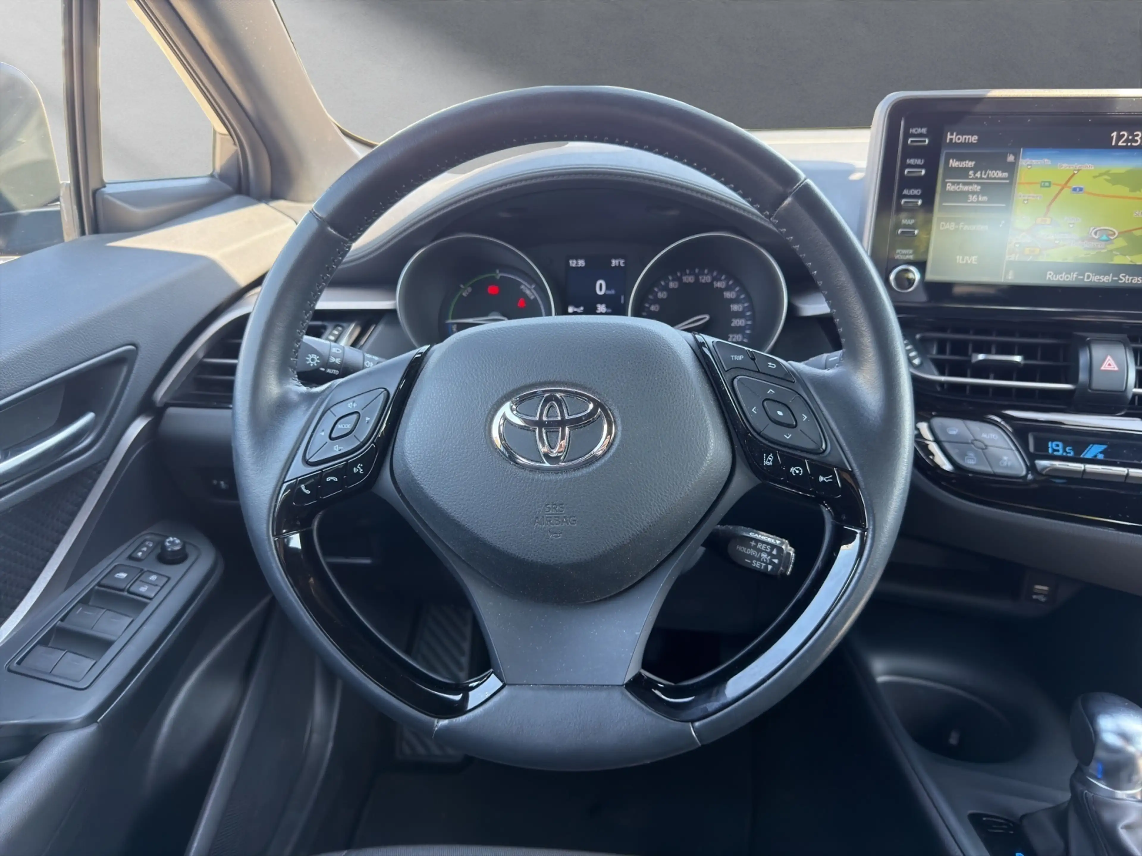 Toyota C-HR HYBRID BUSINESS EDITION*CARPLAY*TOP — photo 10