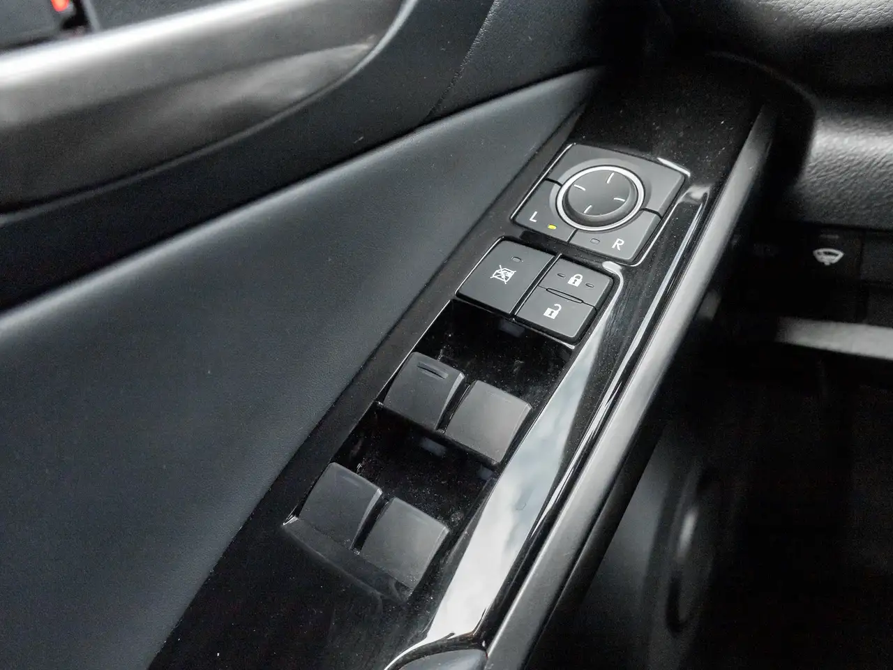 Lexus IS снимка Lexus IS