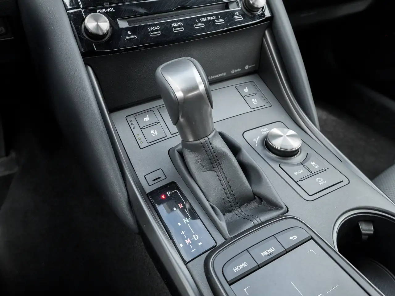 Lexus IS снимка Lexus IS