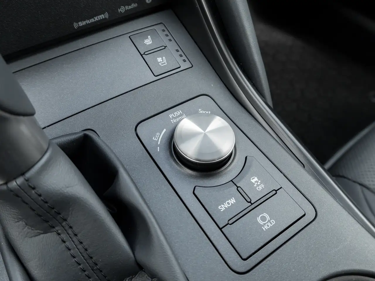 Lexus IS снимка Lexus IS