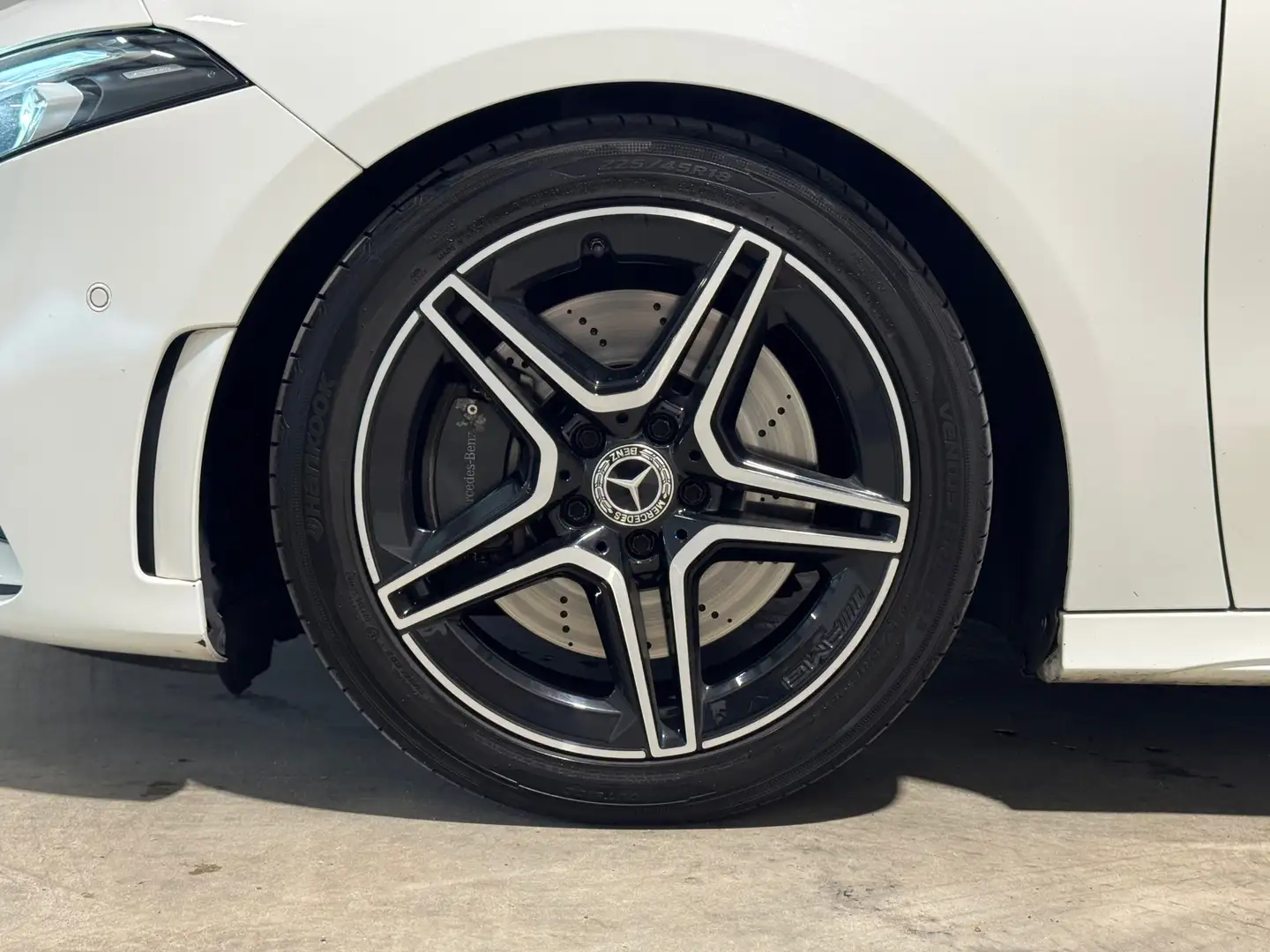 Mercedes-Benz A 250 Premium Plus AMG 2018 PANO LED CRUISE CAMERA Blanc - 2