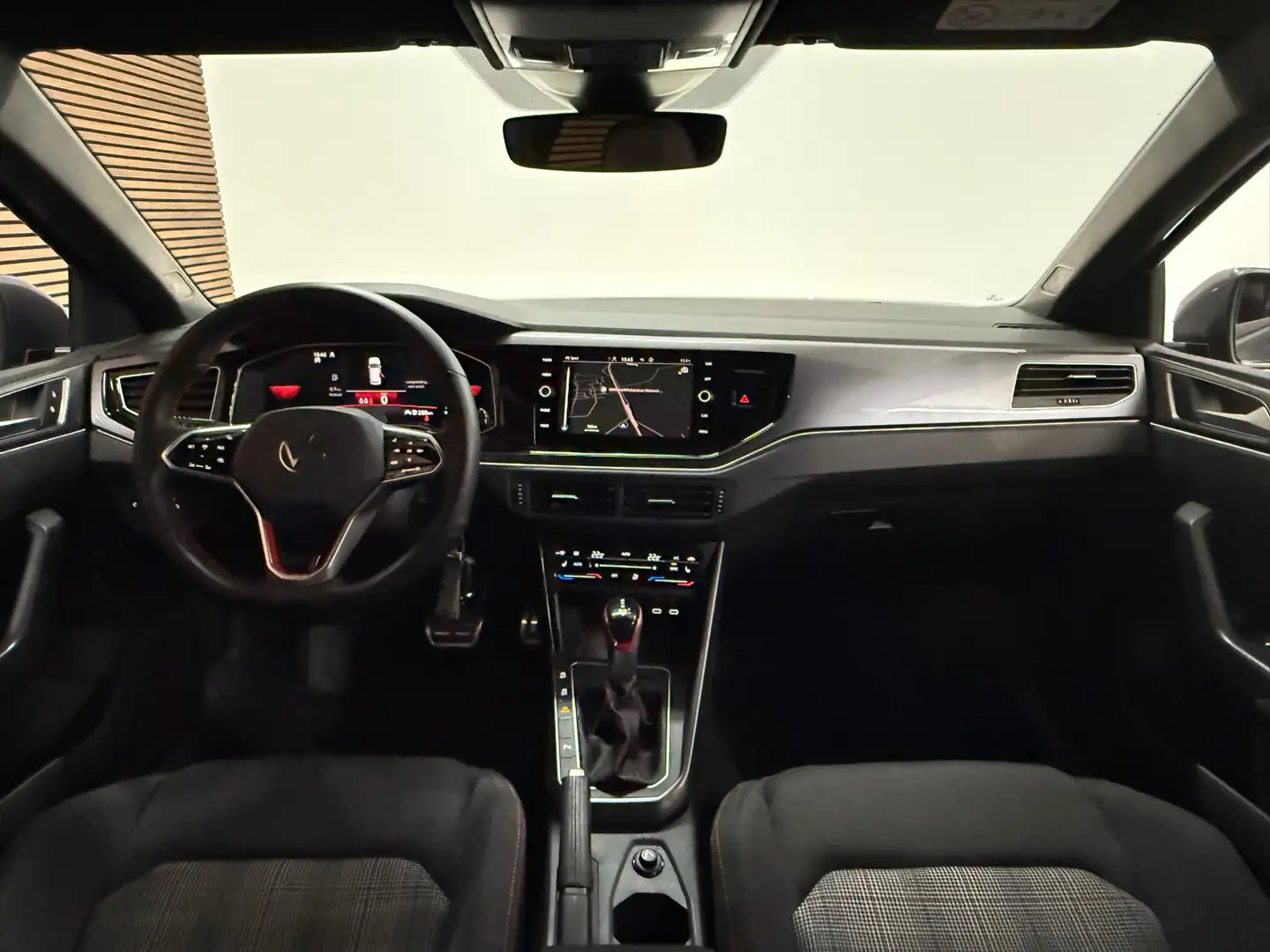 Volkswagen Polo GTI 2.0 TSI | Virtual | Fabrieksgarantie | IQ-LED | Ap Grau - 2