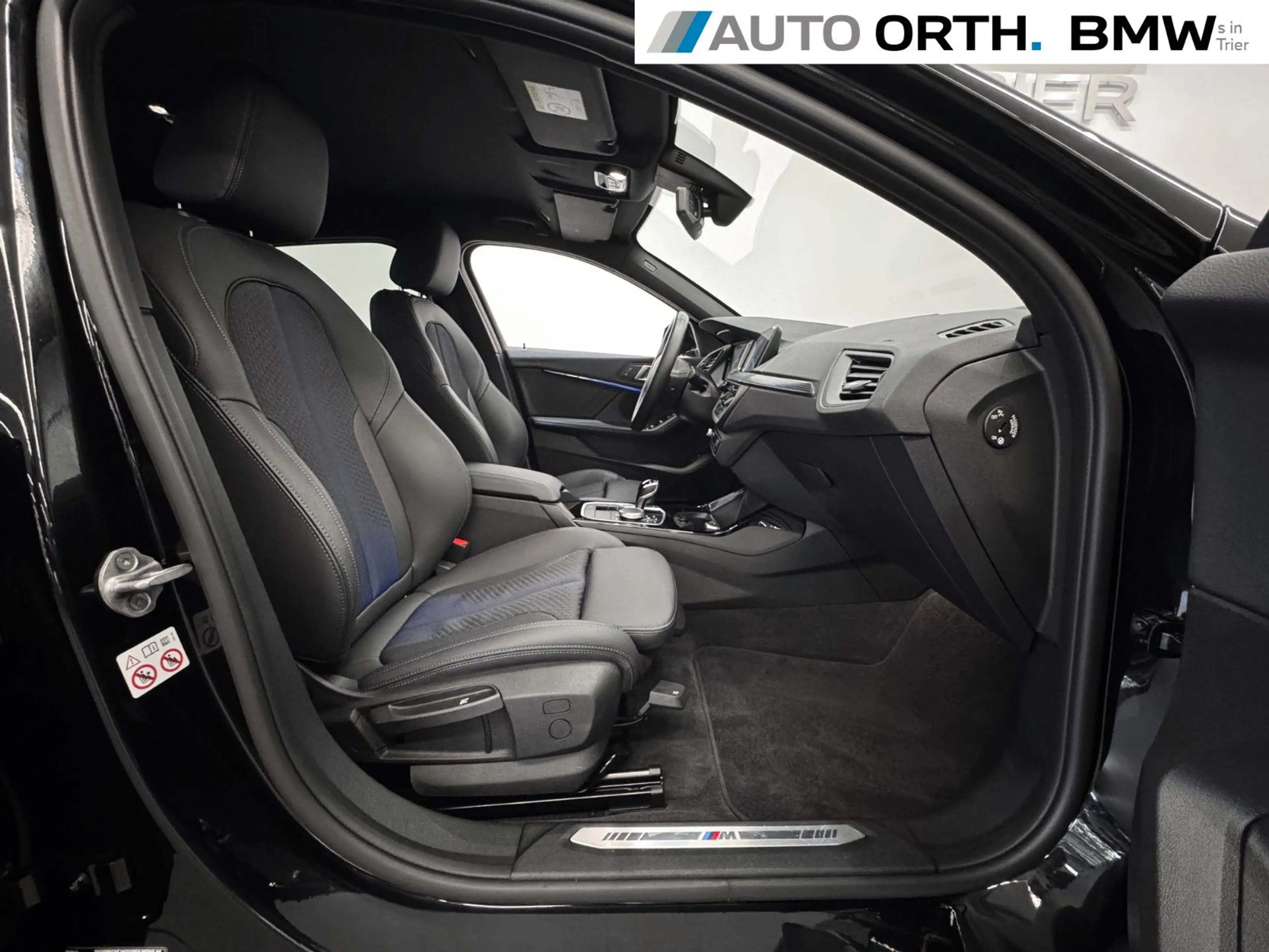 BMW 118 i AUTOM. M-SPORT LC-PROF HEAD-UP KAMERA HIFI — photo 14