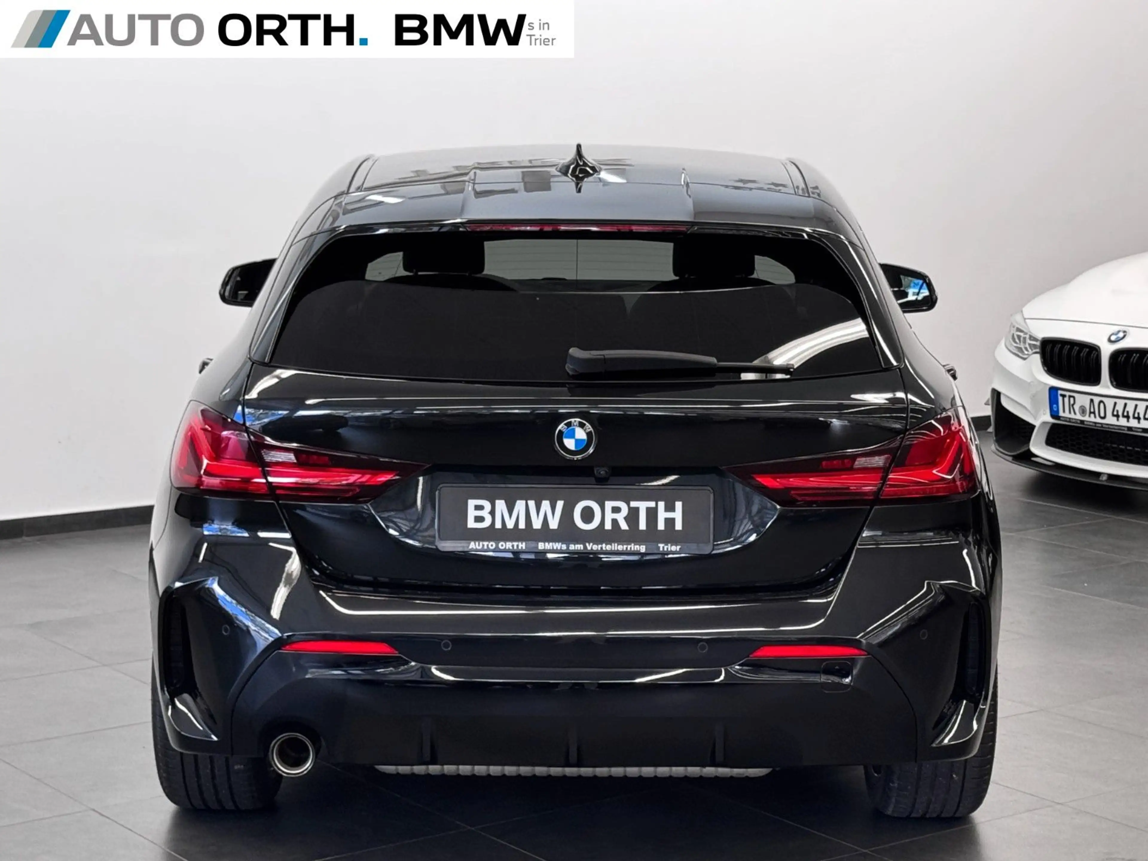 BMW 118 i AUTOM. M-SPORT LC-PROF HEAD-UP KAMERA HIFI — photo 9