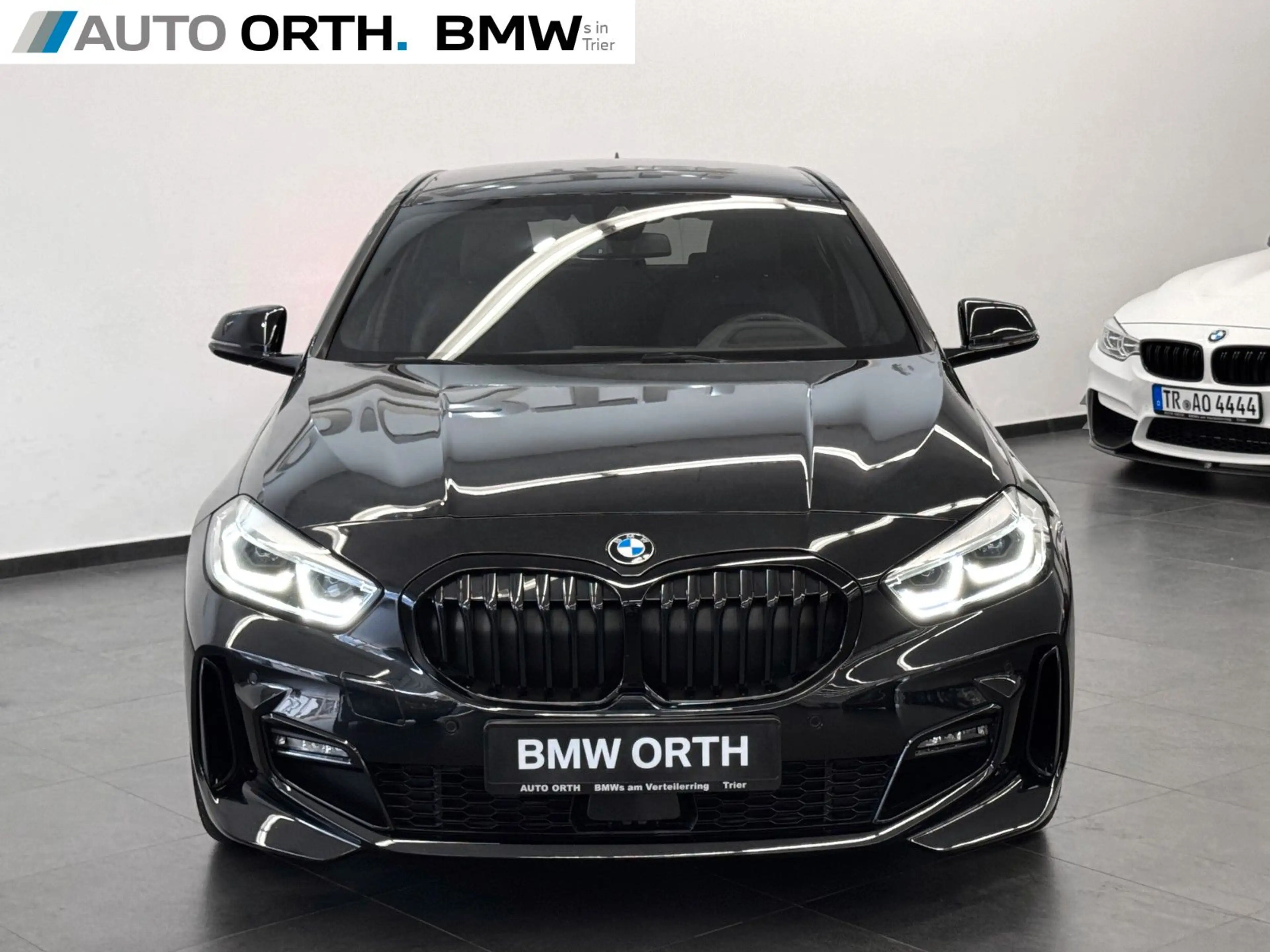BMW 118 i AUTOM. M-SPORT LC-PROF HEAD-UP KAMERA HIFI — photo 8