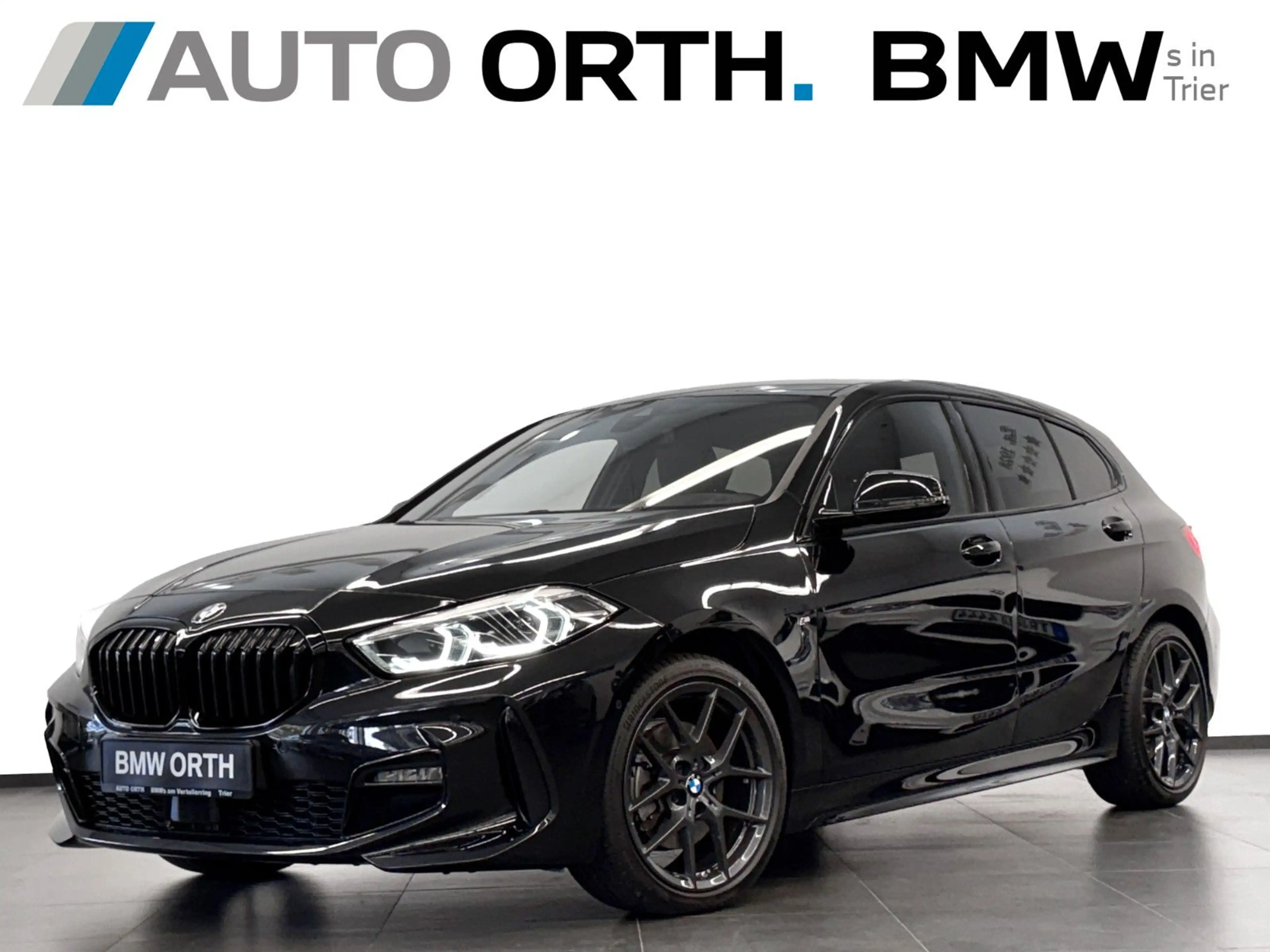 BMW 118 i AUTOM. M-SPORT LC-PROF HEAD-UP KAMERA HIFI