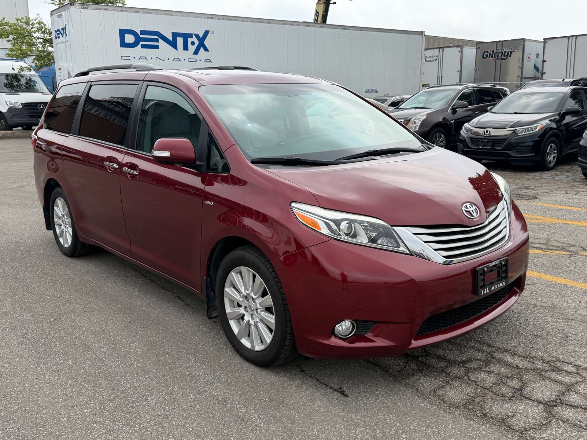 2017 Toyota Sienna LIMITED ~ AWD ~ 2 SUNROOFS ~ DVD ~ LOADED — снимка 1