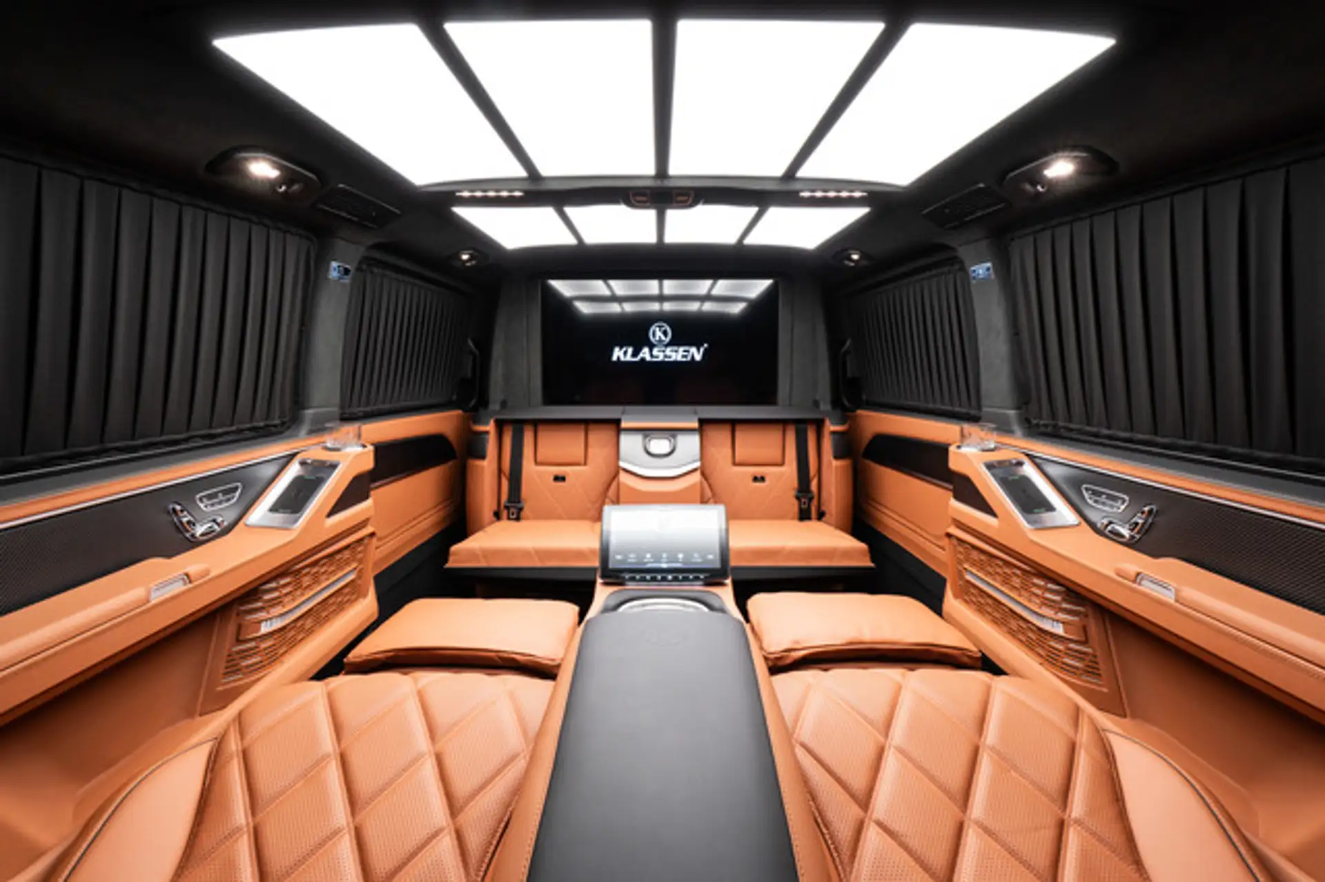 벤츠 V-Class V 300 2026 검정 사진 8