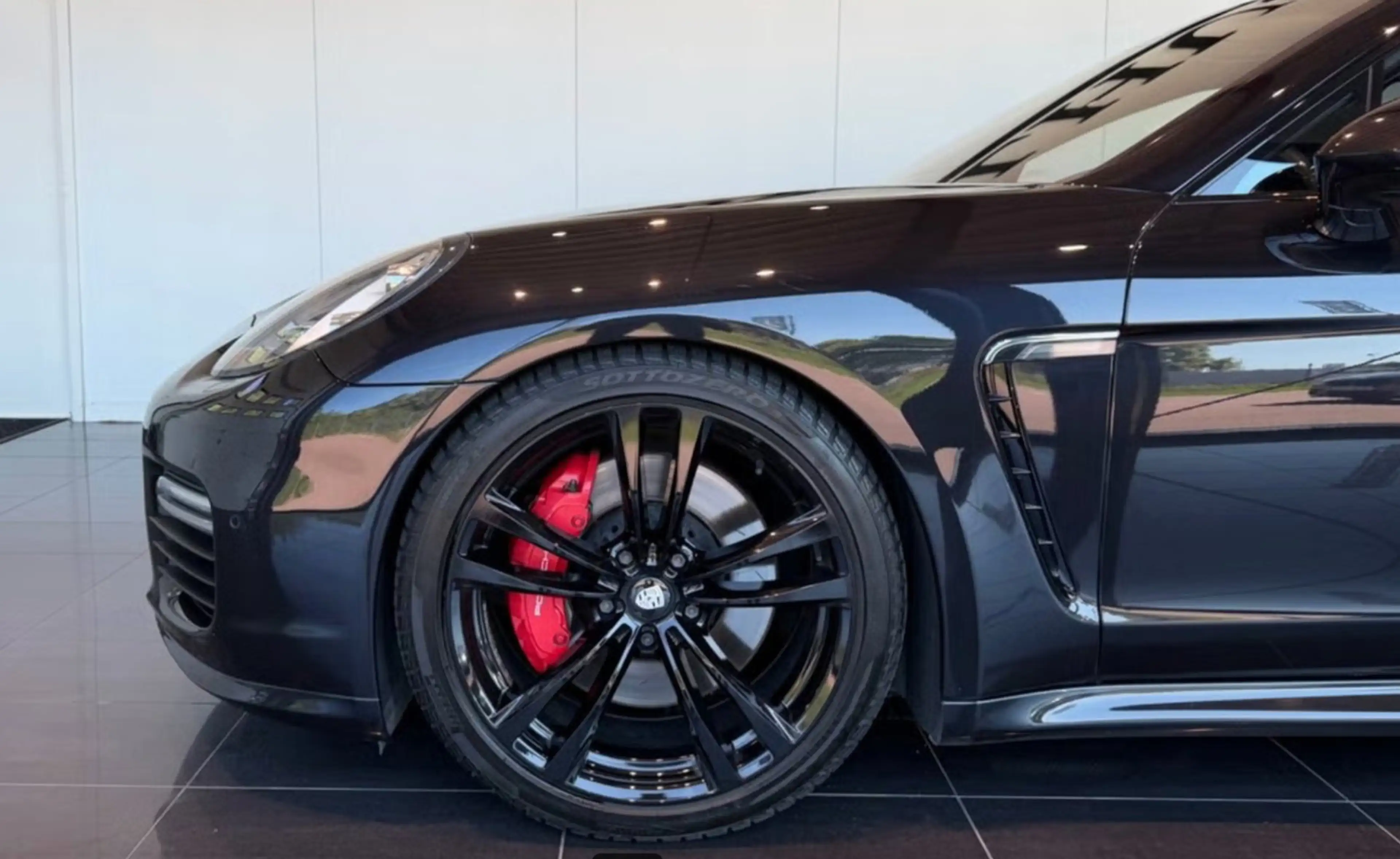 Porsche Panamera GTS — photo 4