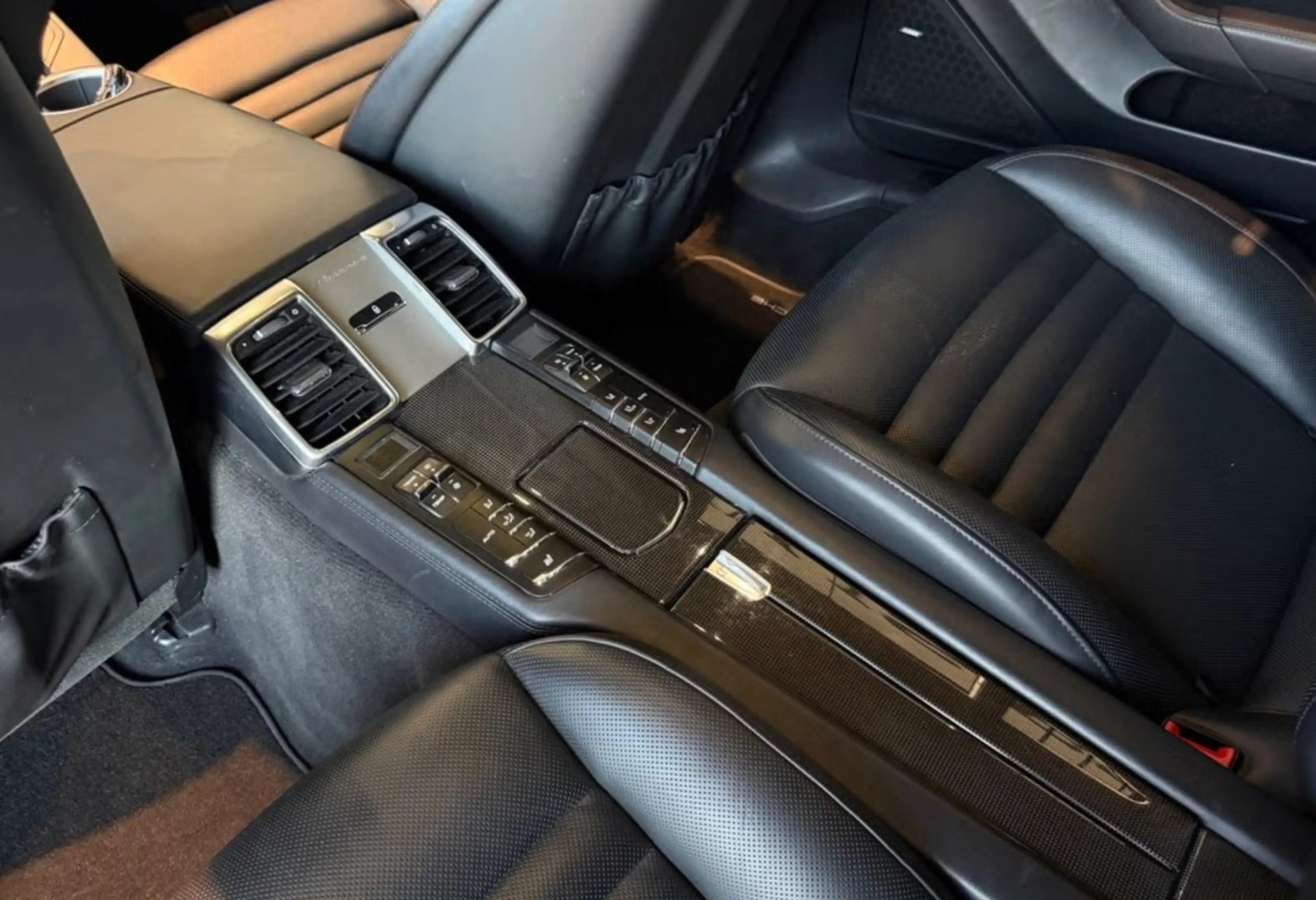 Porsche Panamera GTS — photo 11